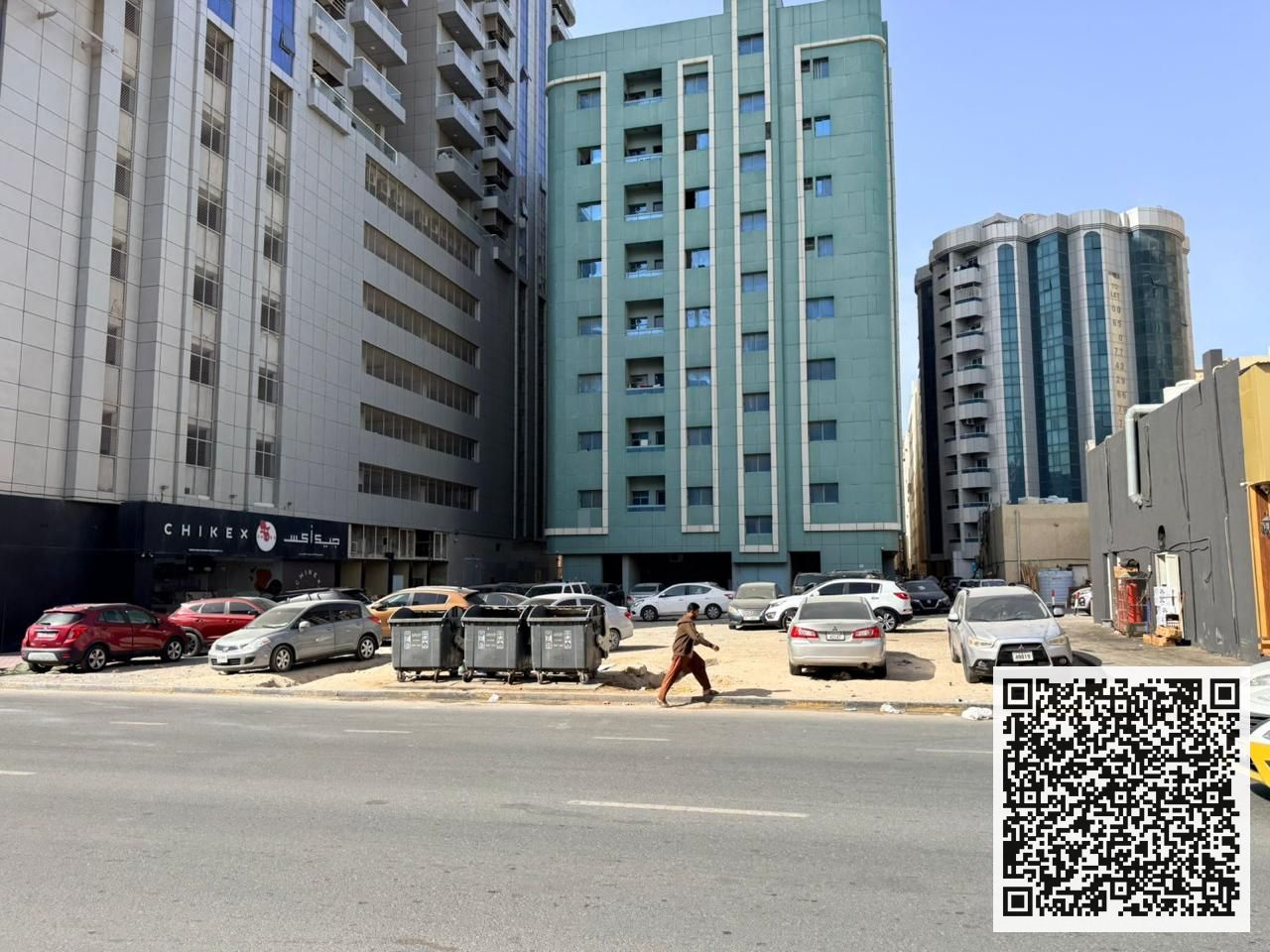Investment opportunity for business owners, strategic location on a main street
