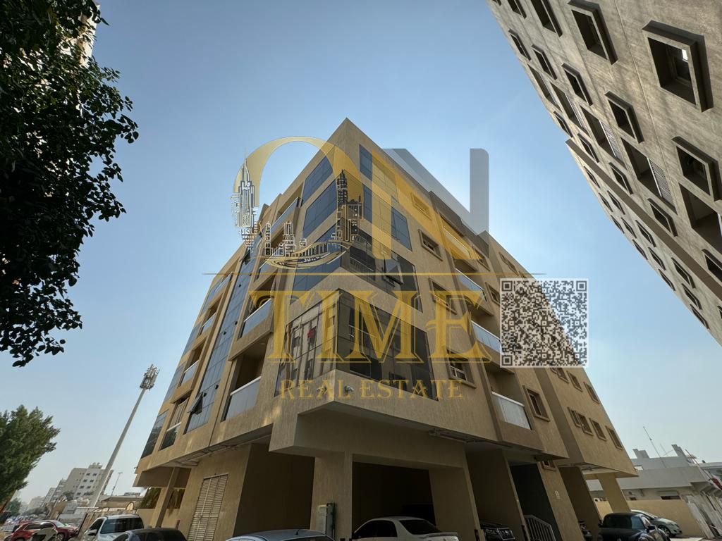 Distinctive design | Balcony | Spacious areas | All services available | Easy access to main roads