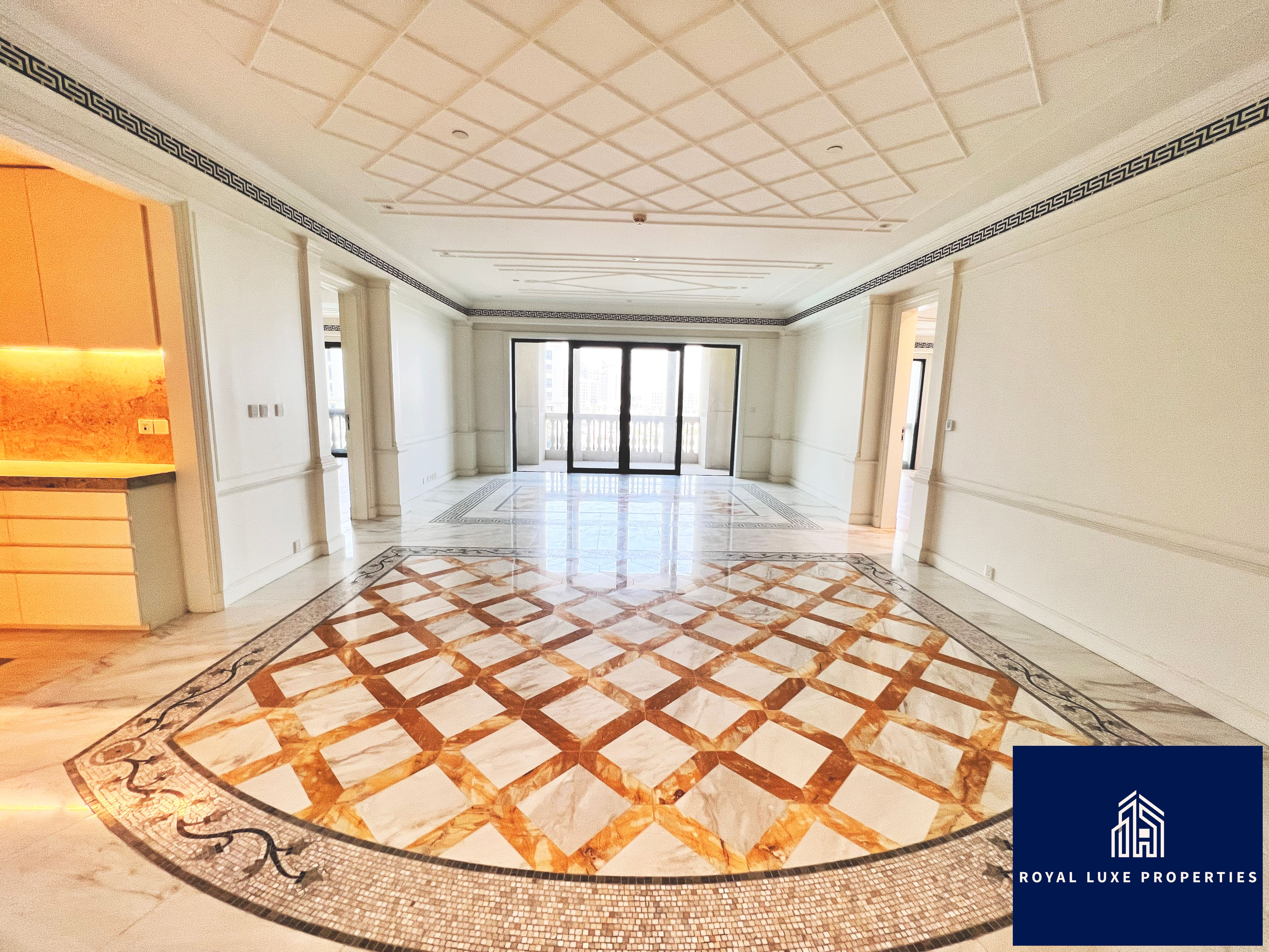 Vacant I Luxury Living I 2 Carparks