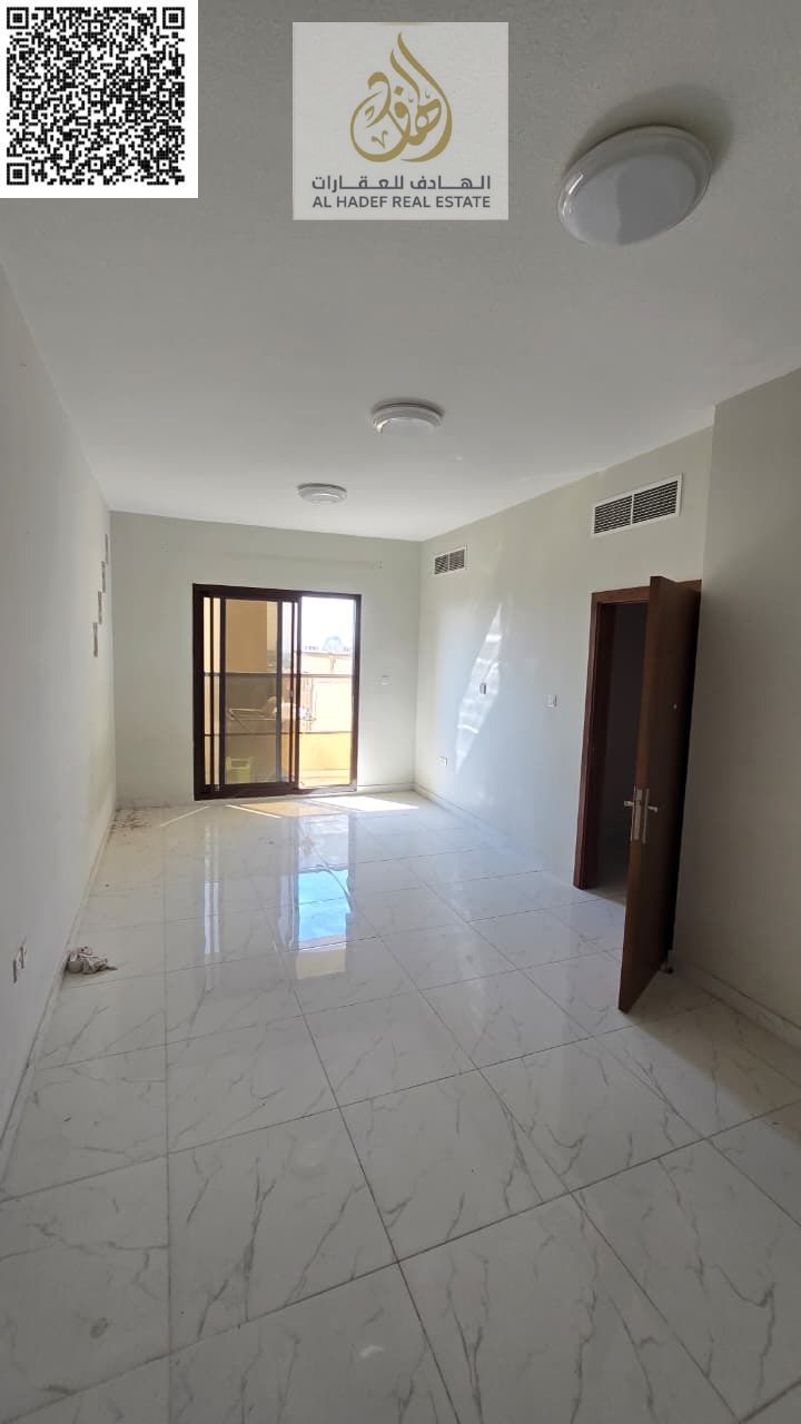 For annual rent in Al Rawda 1 – Ajman Very prime location, close to Al Hamidiya Police Station and near all services and main exits. Details: -