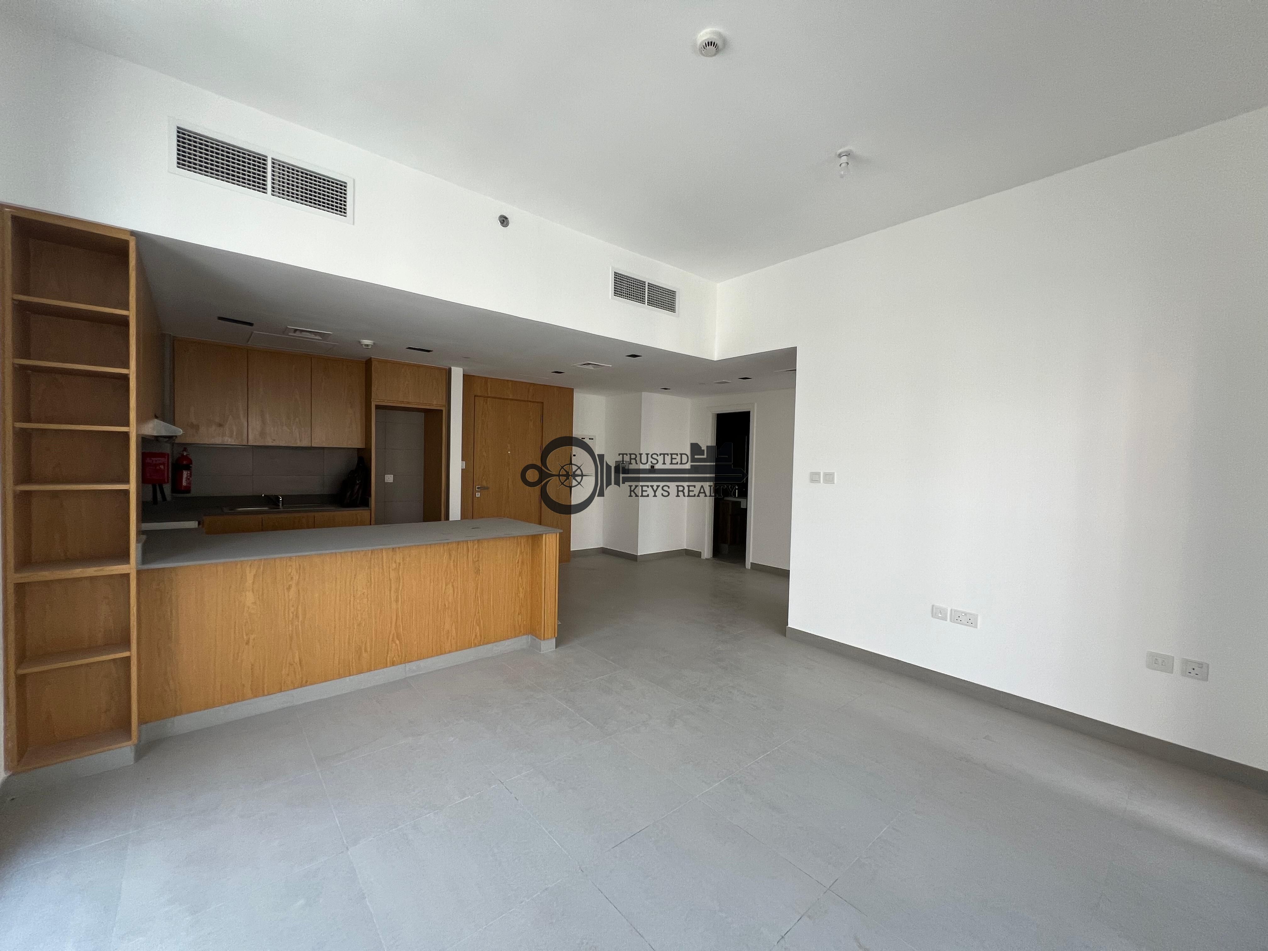 Premium 1 Bedroom Apartment | Smart Layout | Prime Community Living