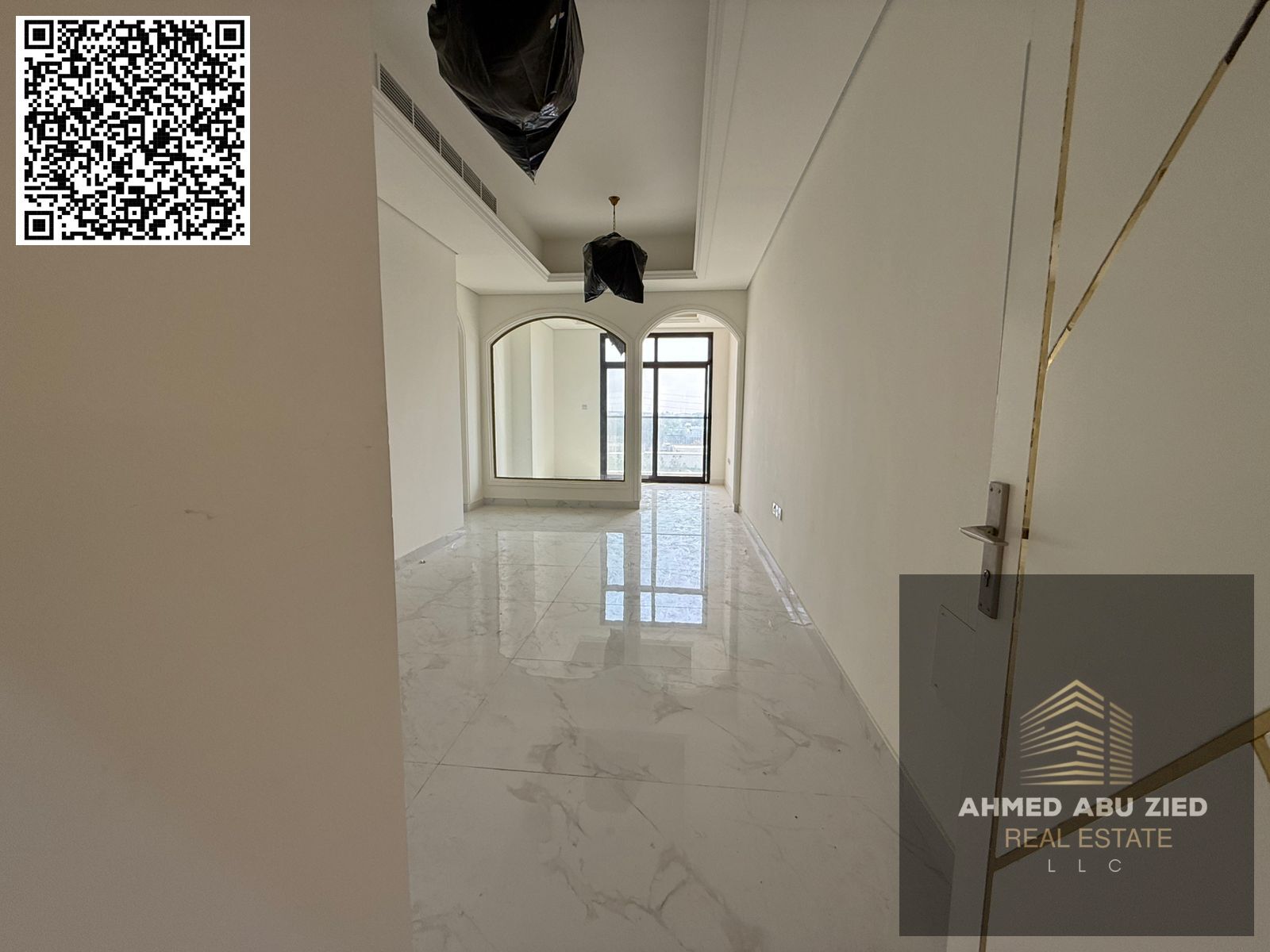 3 bedrooms, living room, majlis, 3 bathrooms, one month free, swimming pool, gym, free jacuzzi, built-in wardrobes, balcony, and equipped kitchen in A