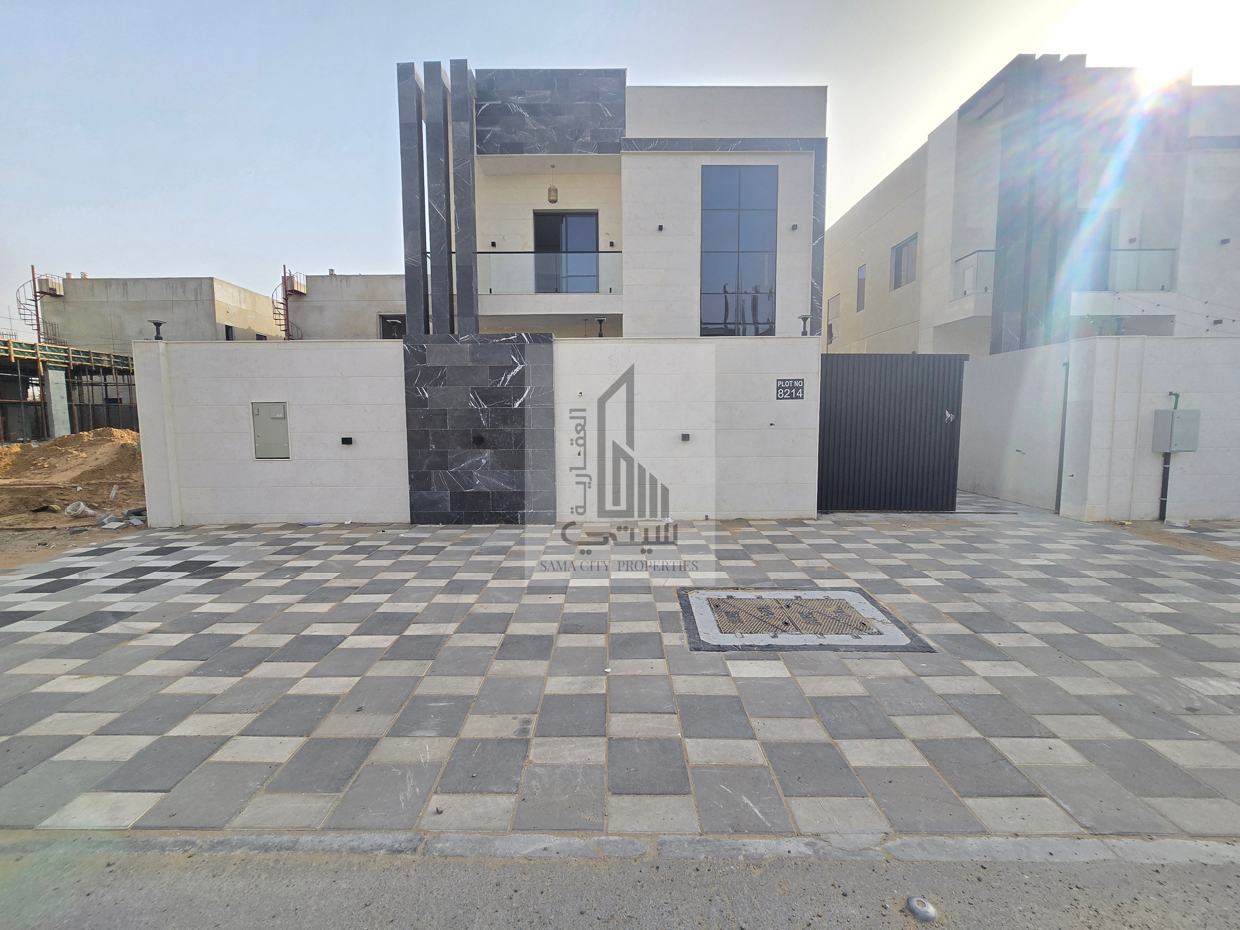 Freehold Freehold with No Annual Fees