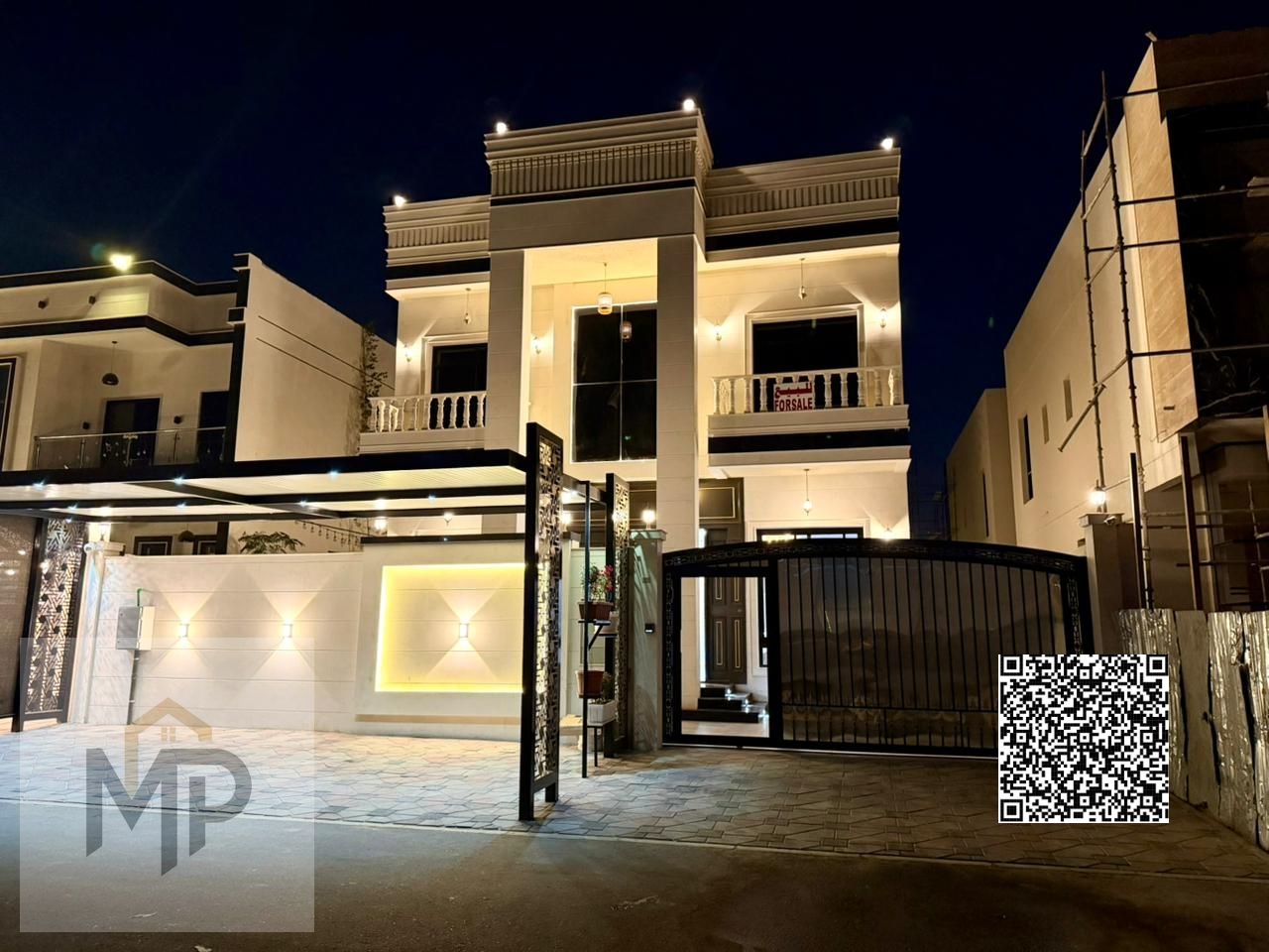 Ready to move-in 5-bedroom villa in Al Yasmine - prime location