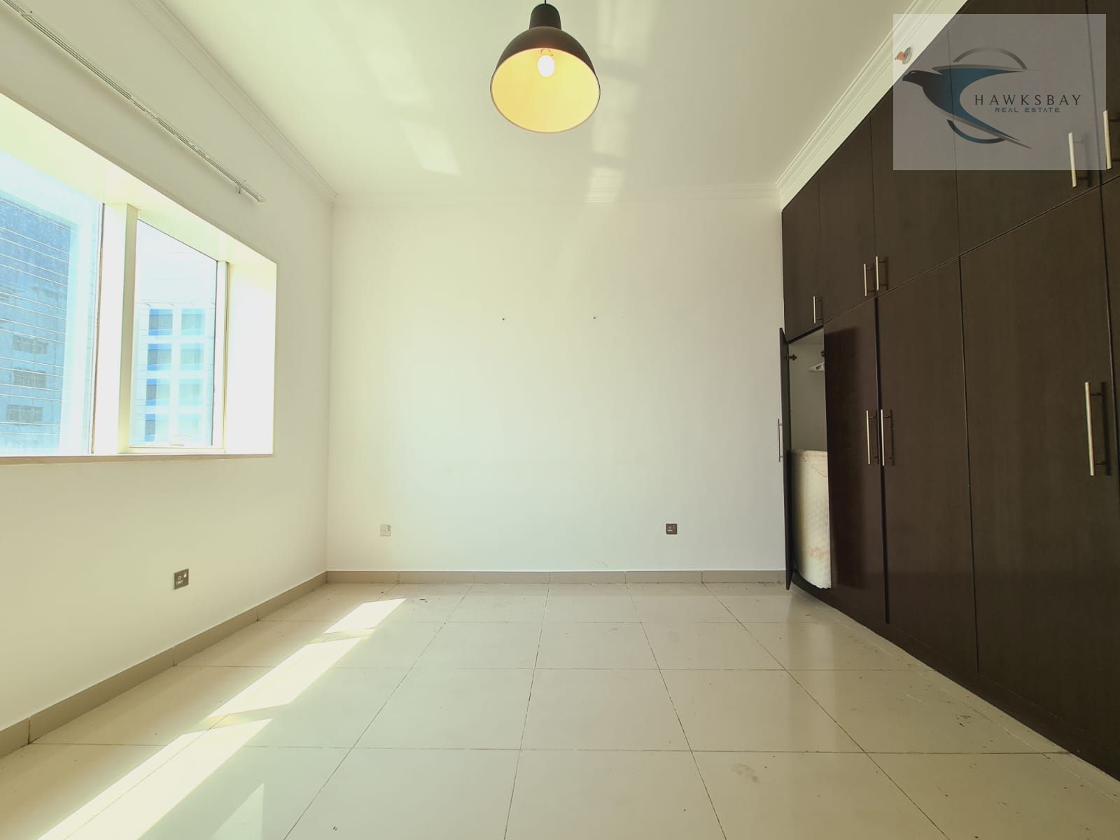 Bright & Shiny Layout | Fitted Wardrobes | Best Location