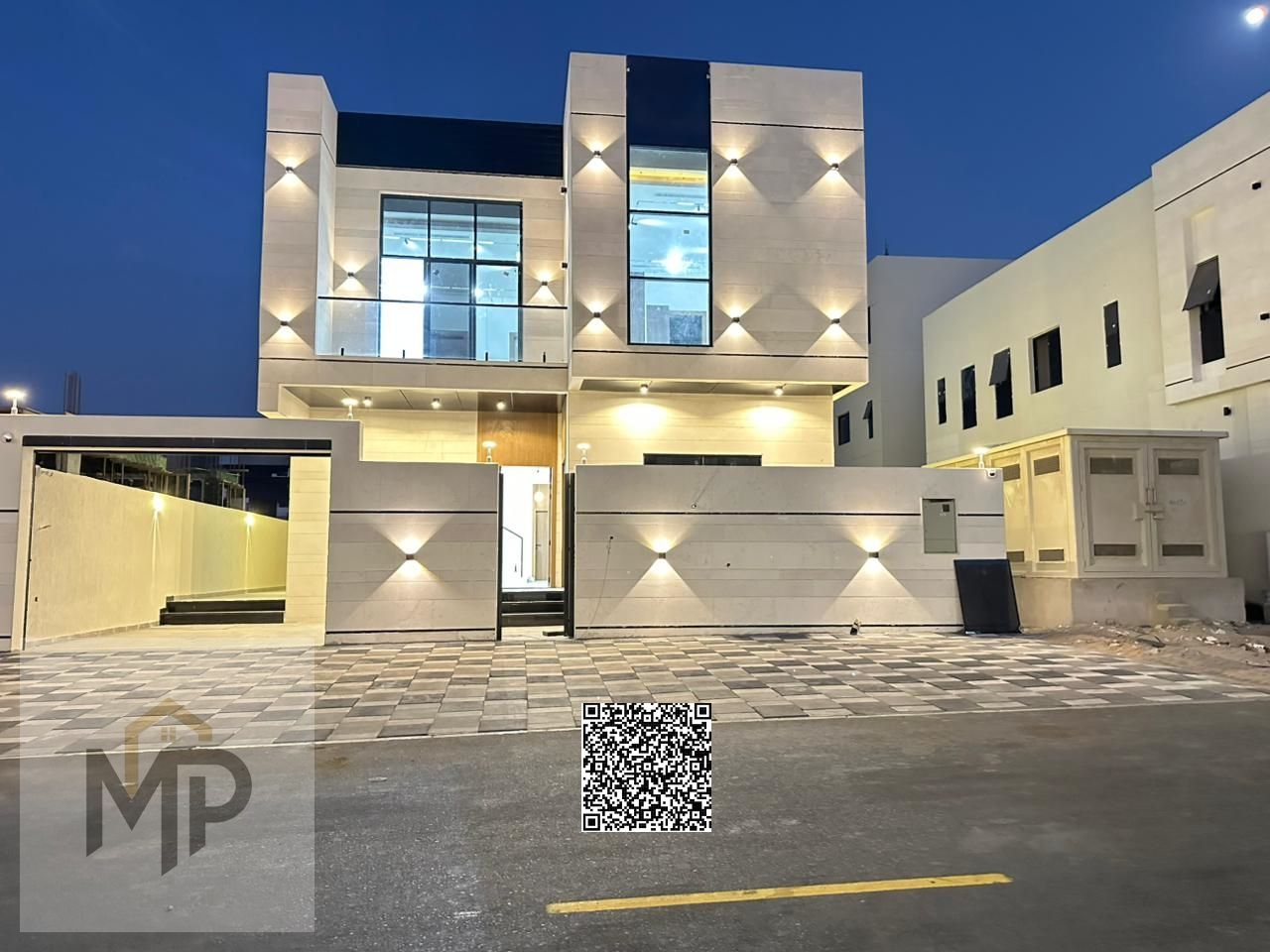 Luxury villa for sale, 5 master bedrooms Majlis and living room Modern kitchen. Price includes registration fees