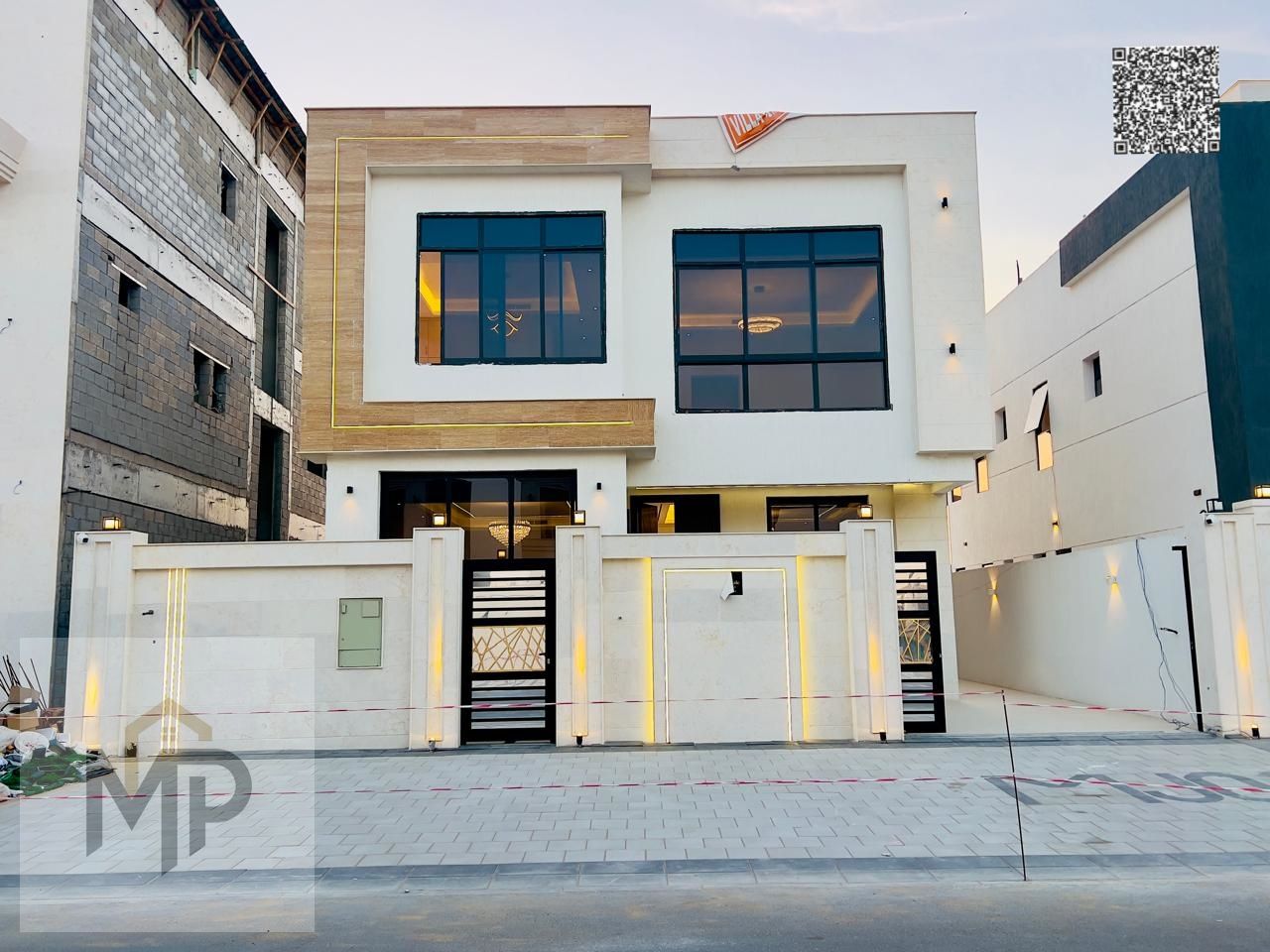 Luxury 5-bedroom villa + roof for sale in Al Helio – Ajman | Registration fees included | An opportunity for upscale living or smart investment