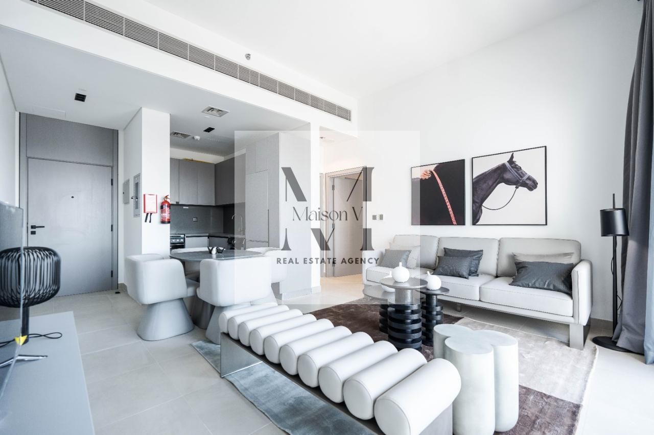 Corner Unit | Fully Furnished | Prime Location