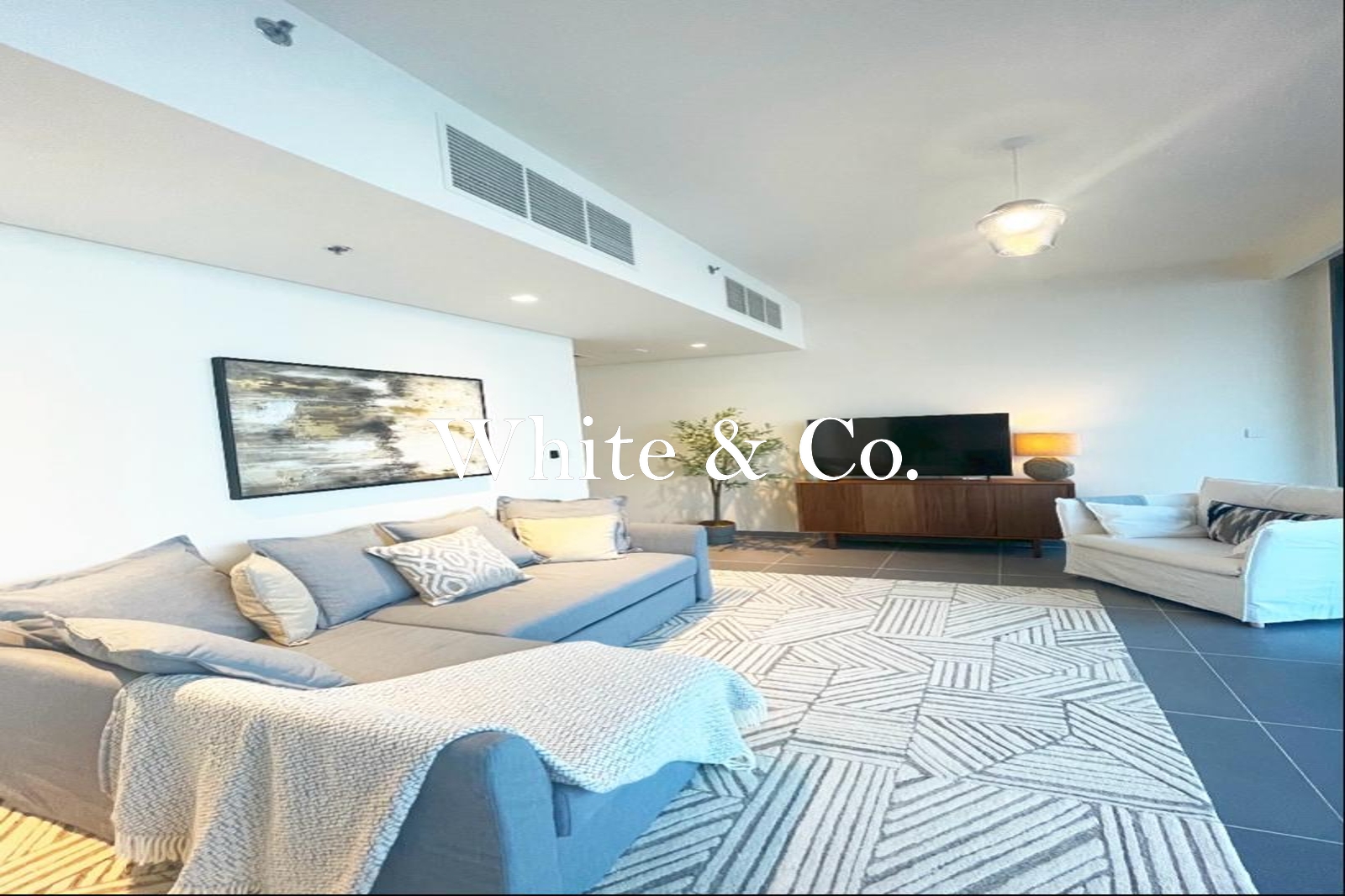 Full Sea View | Large Layout | Modern Building