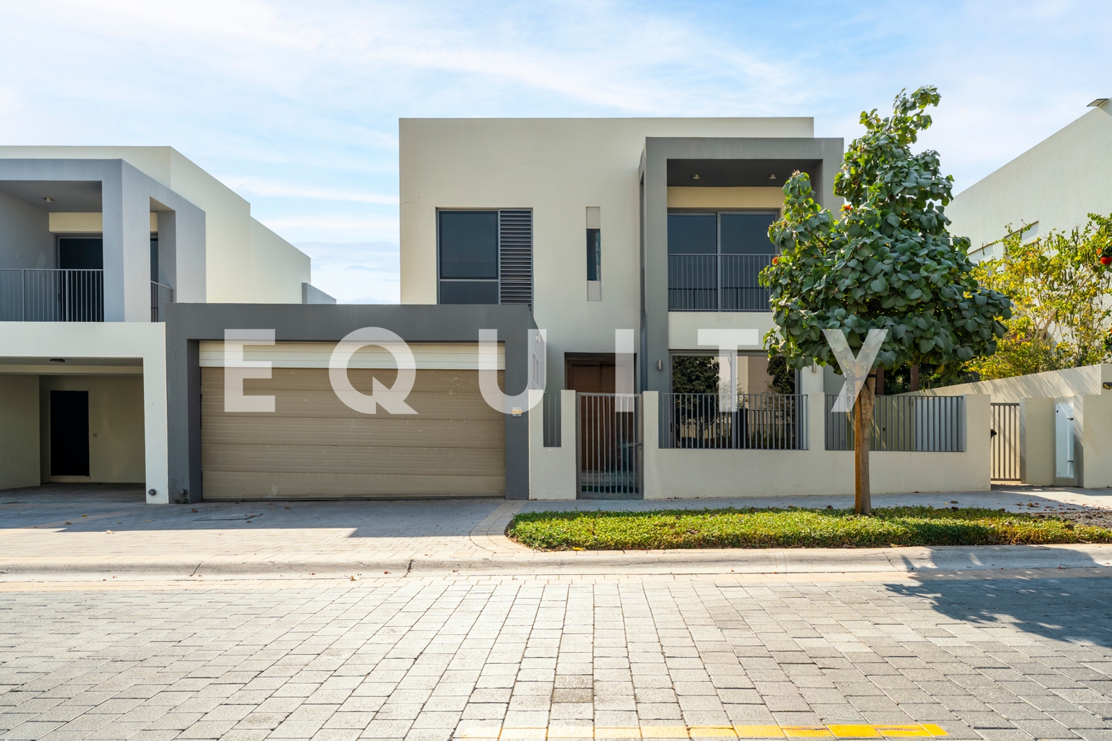 4 Bedrooms | Vacant | Single Row | Spacious