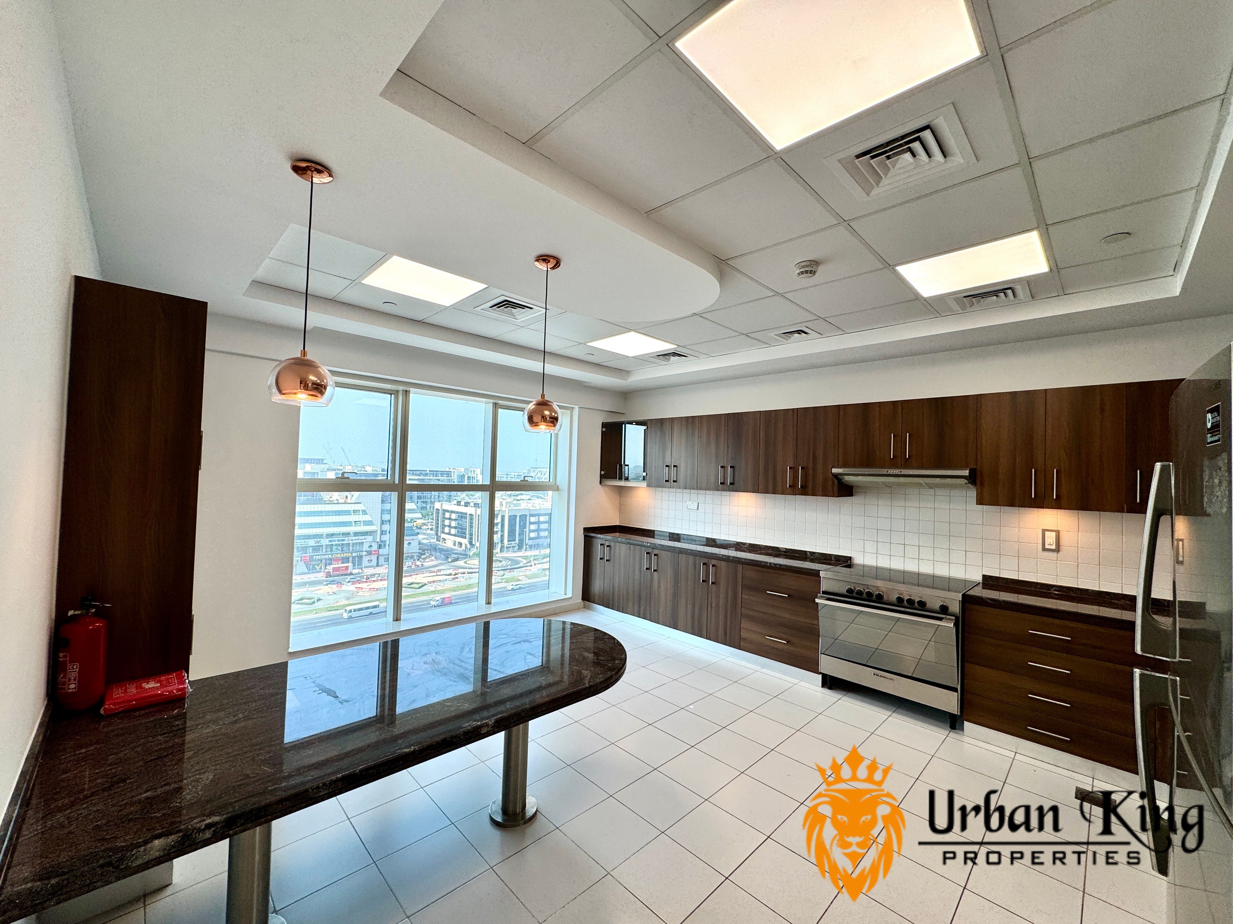Semi-furnished | 3-bedrooms plus maid | 4-cheques