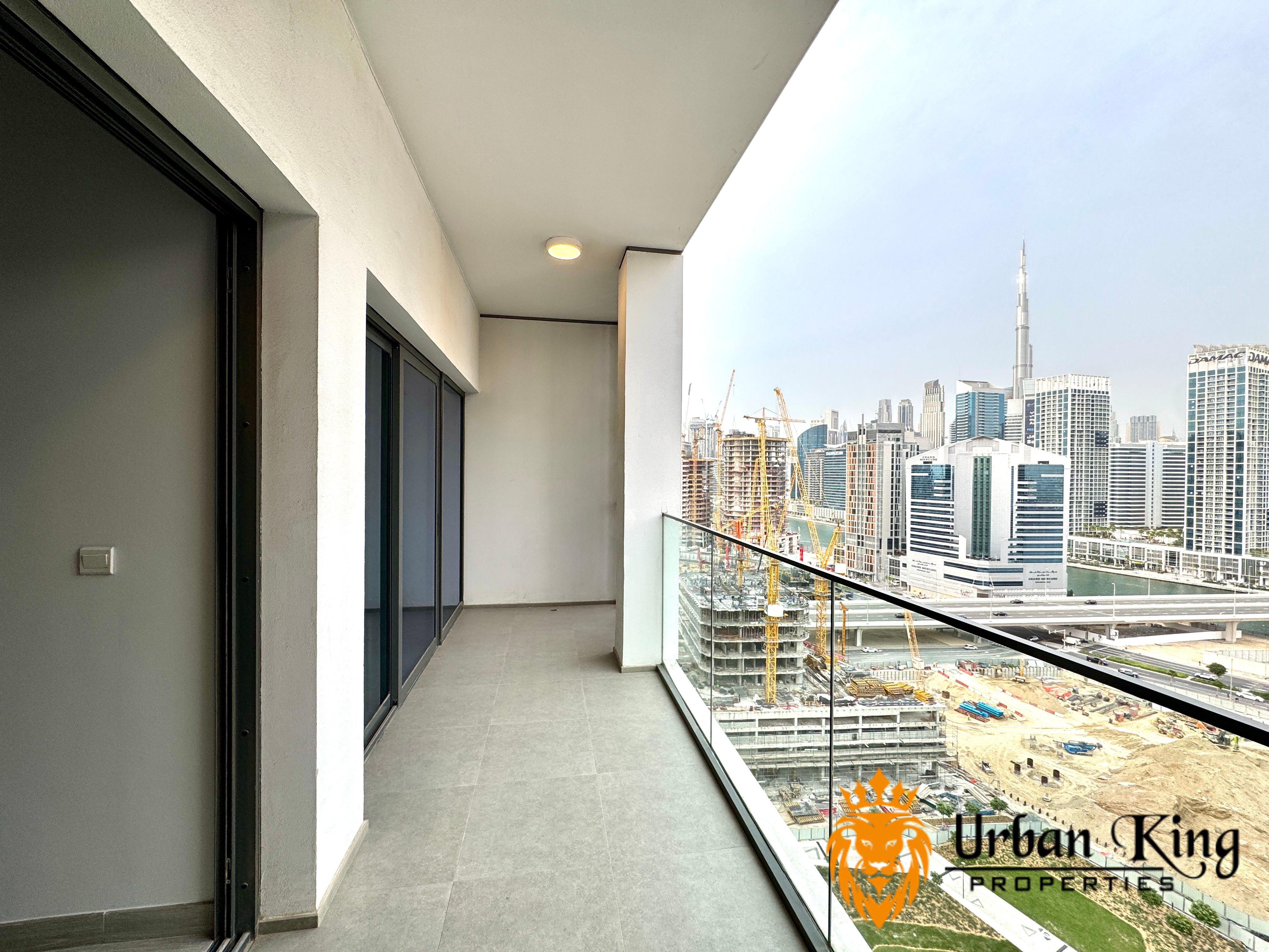 4-Cheques | Ready to move in | Prime Location