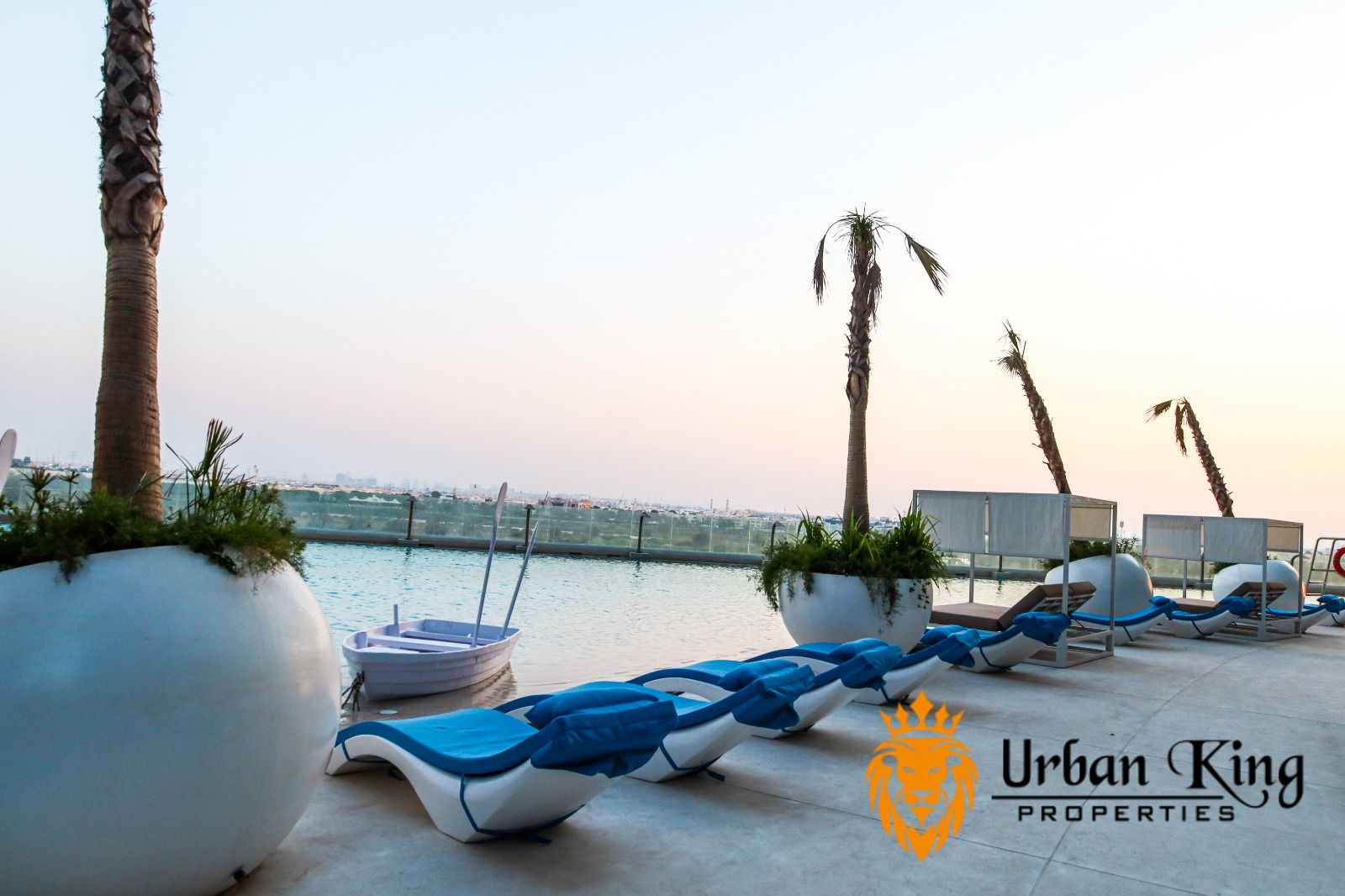 LUXURY AMENITIES | ROOFTOP POOL | WATER VIEW