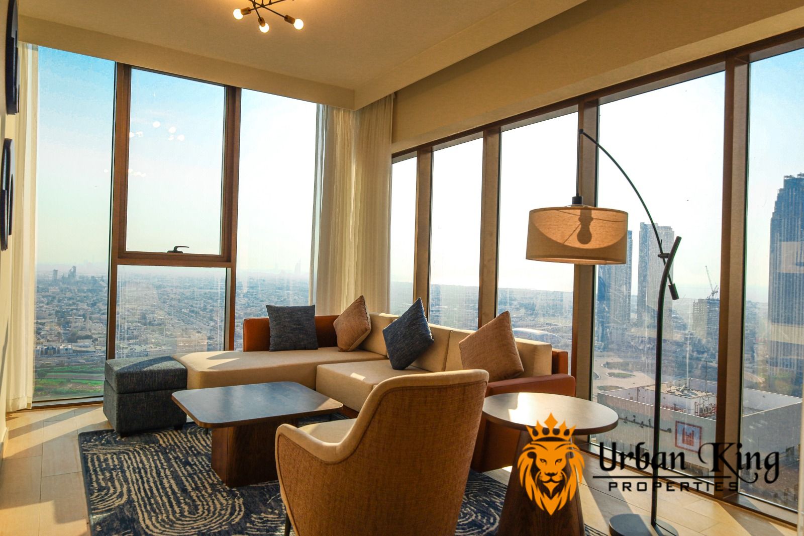 MODERN 2BHK | PRIVATE JACUZZI | PRIME AREA