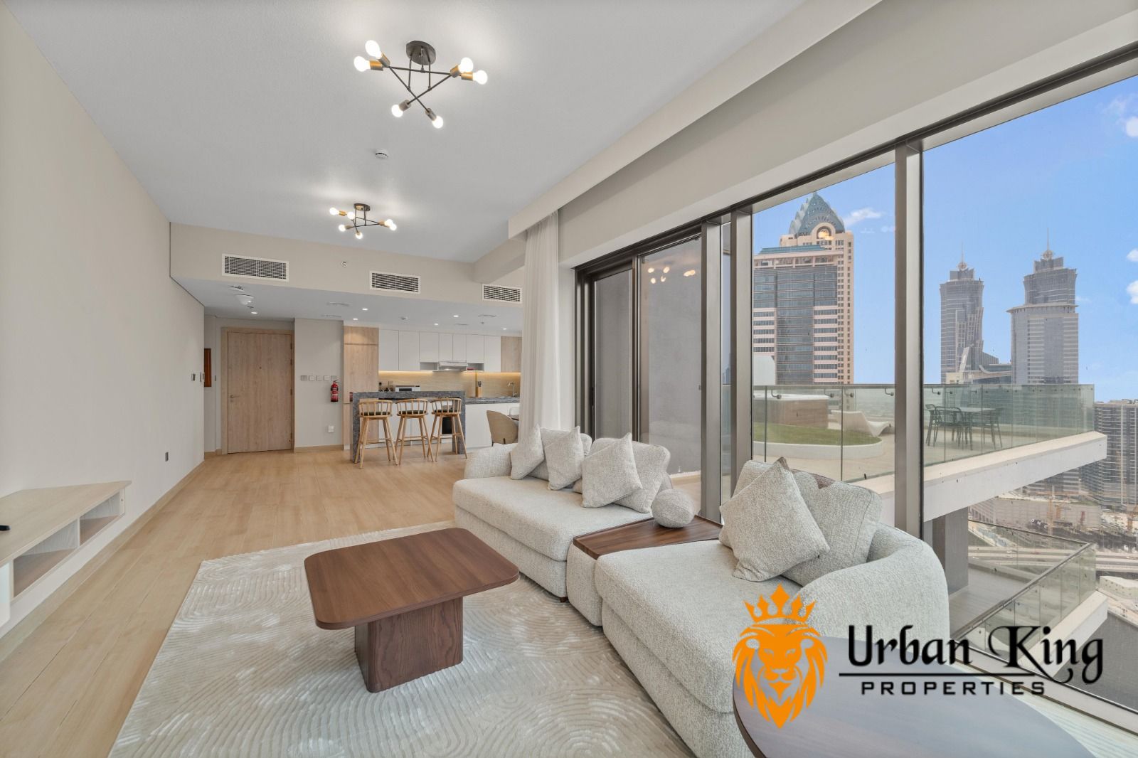 VIP LIVING | PRIVATE JACUZZI | BRAND NEW