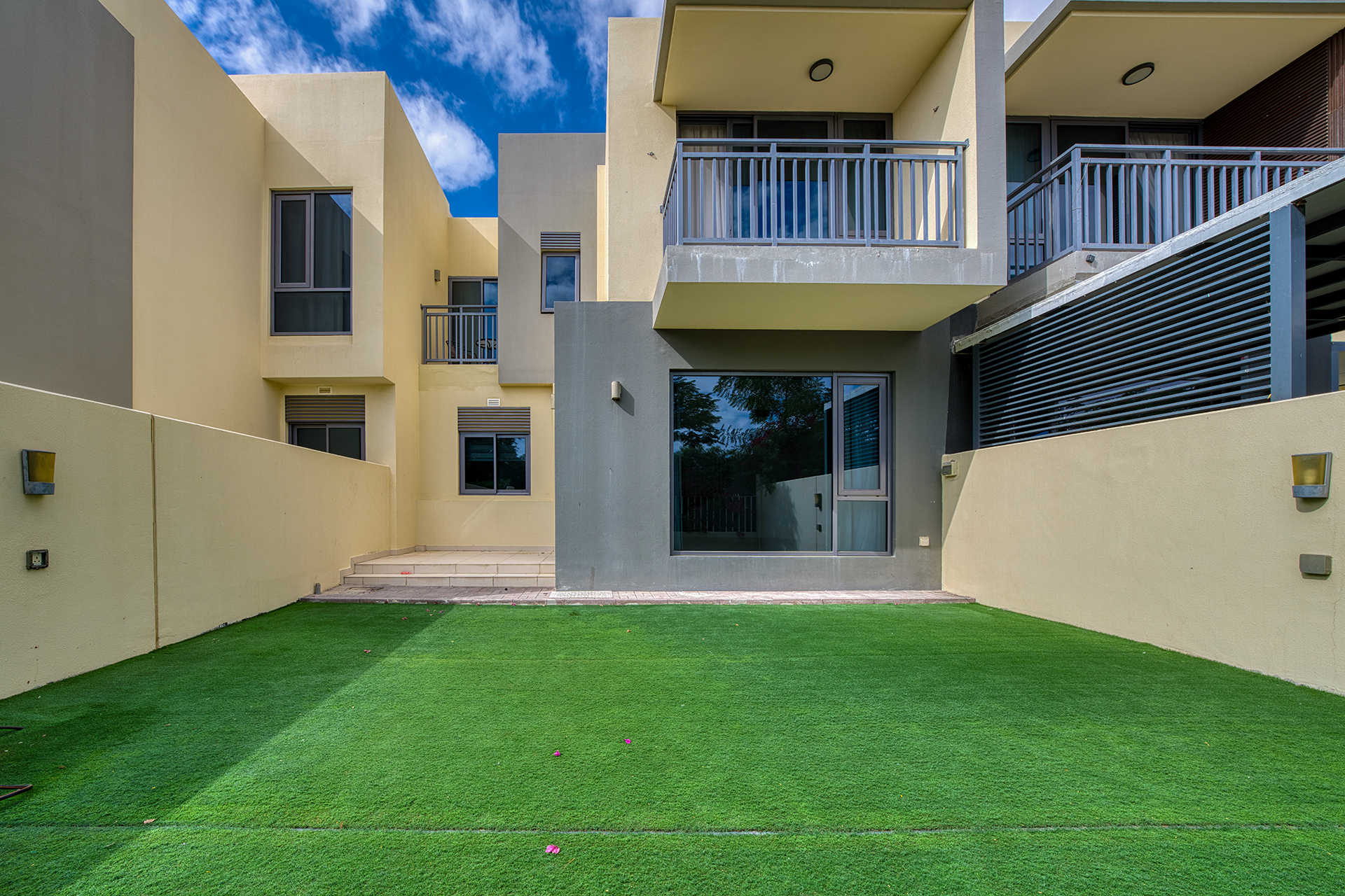 Green Patch | Single Row | Vacant for Move In!