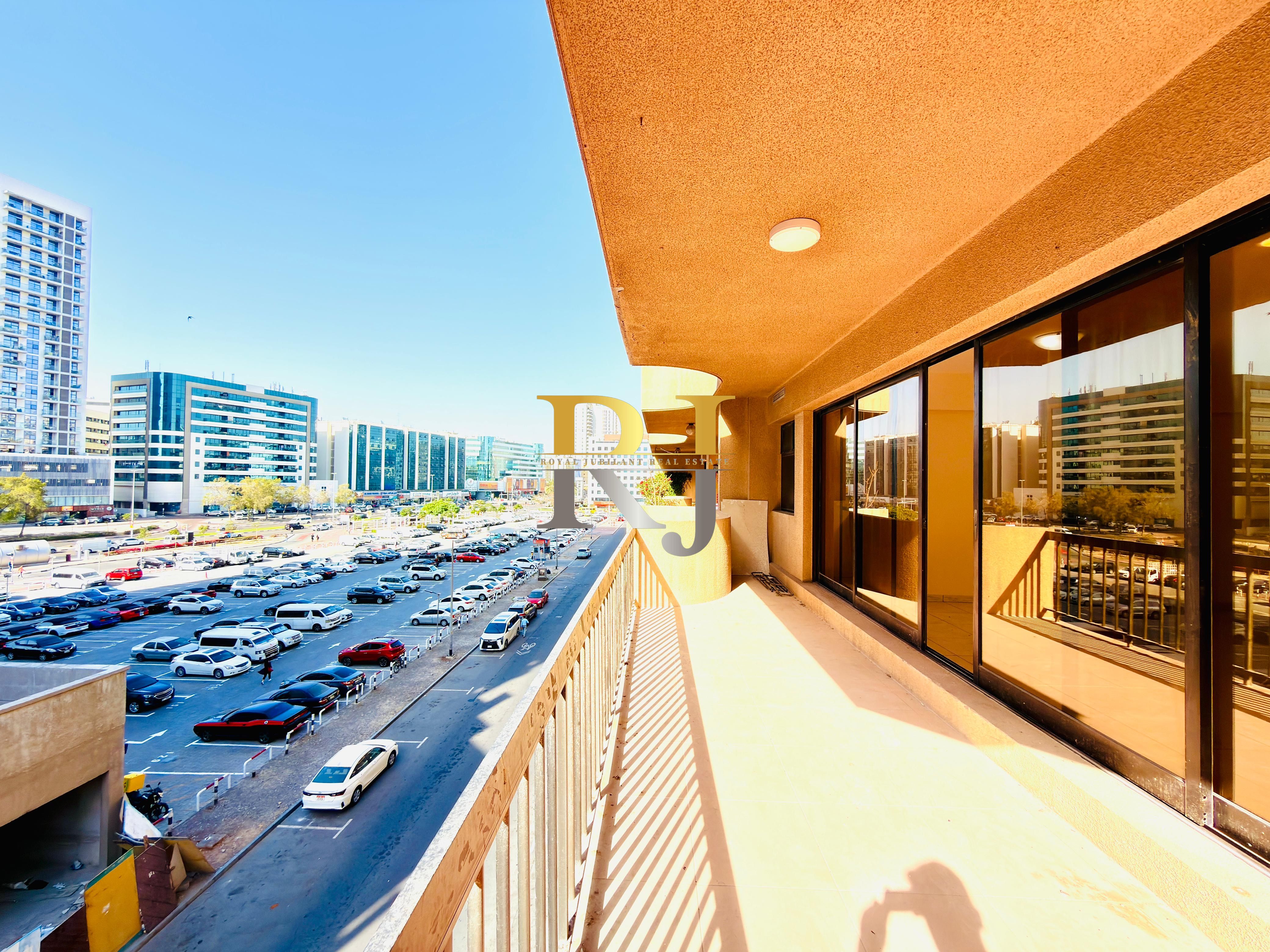 Prime location-Ready to move-Close to metro…