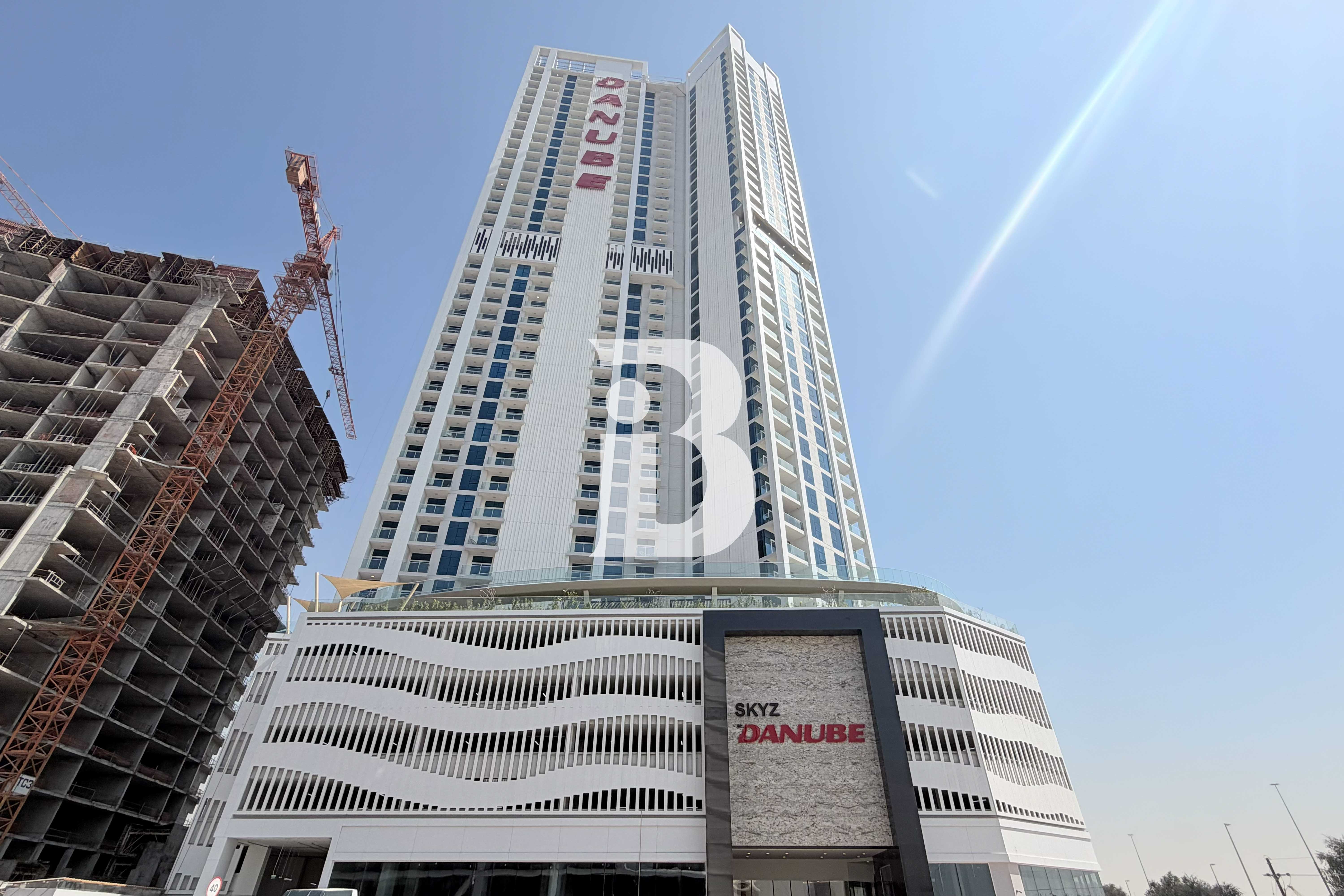 Skyz | Arjan | Rent-Studio | High Floor