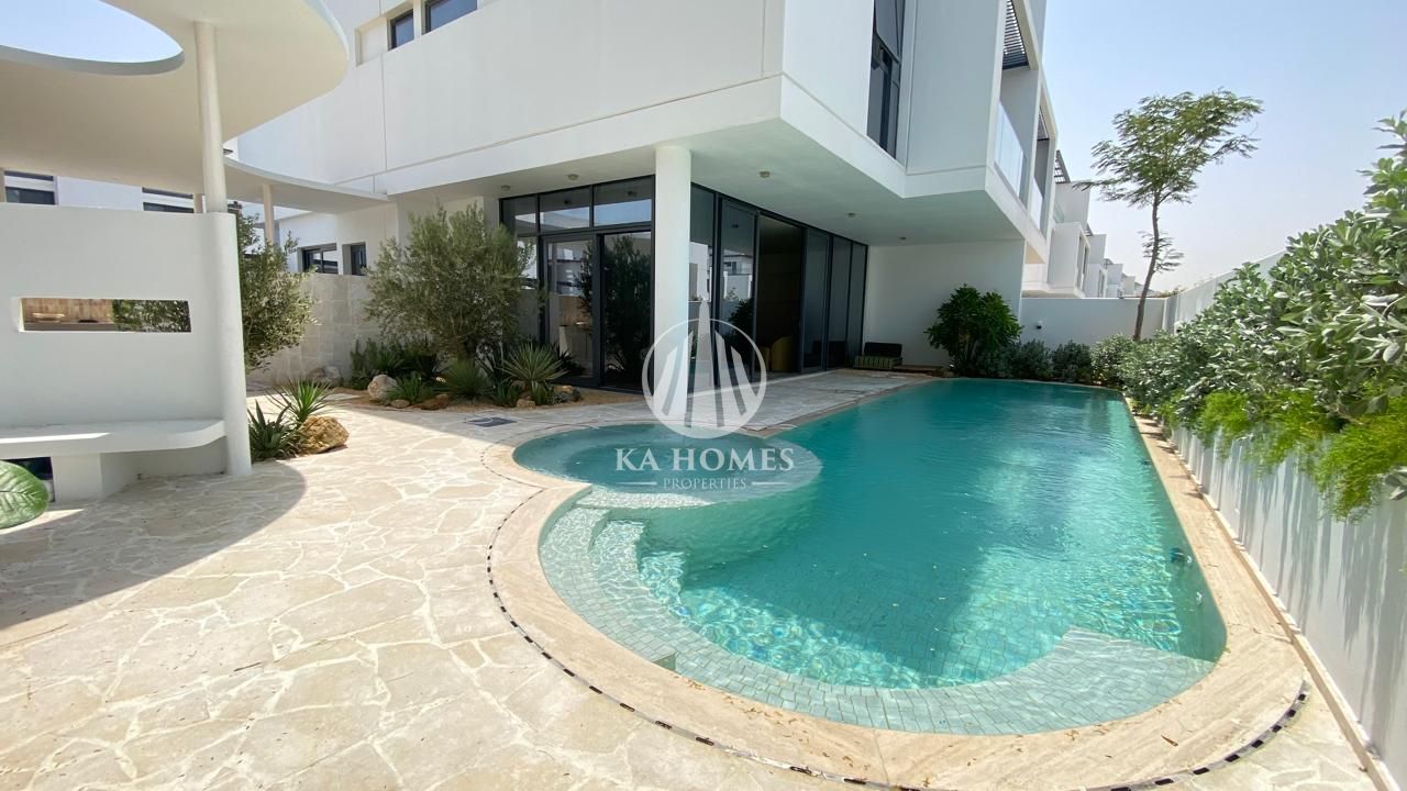 Join Sharjah’s First Exclusive Island Community – 4% Discount | Ready Villas – 4 Years Post-Handover Plan | 4 Years Free Service Charges