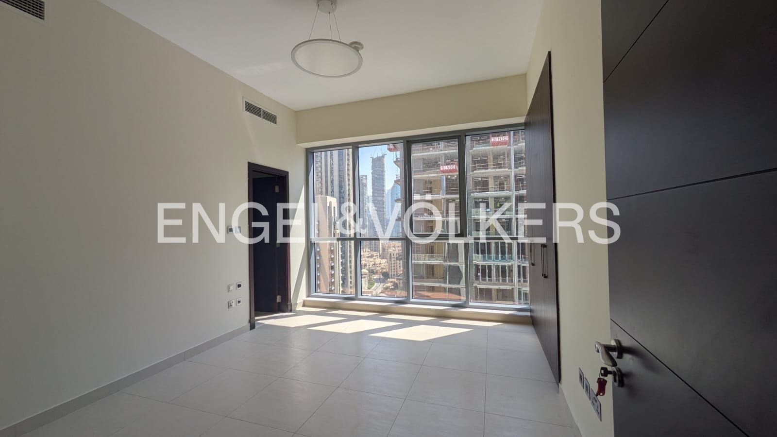 Burj View | Spacious | High floor | Vacant