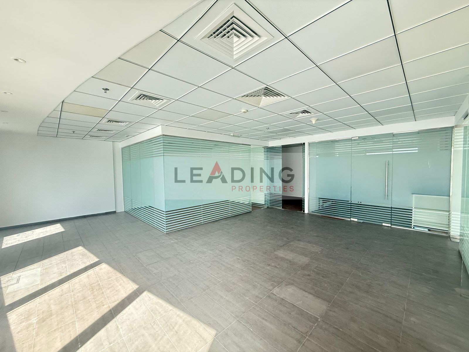 Open Plan | Panoramic Office | Close to Metro
