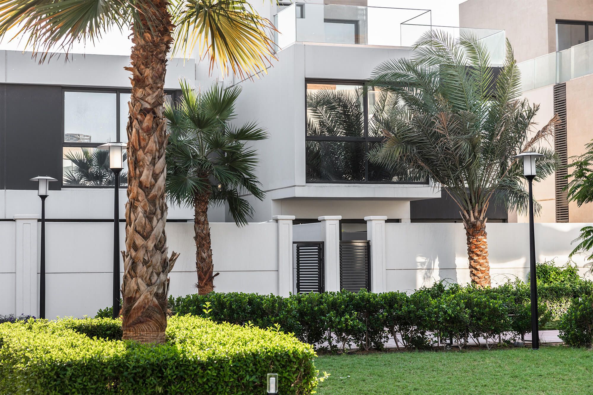 Ready to Move In / Spacious/ Tranquil Community