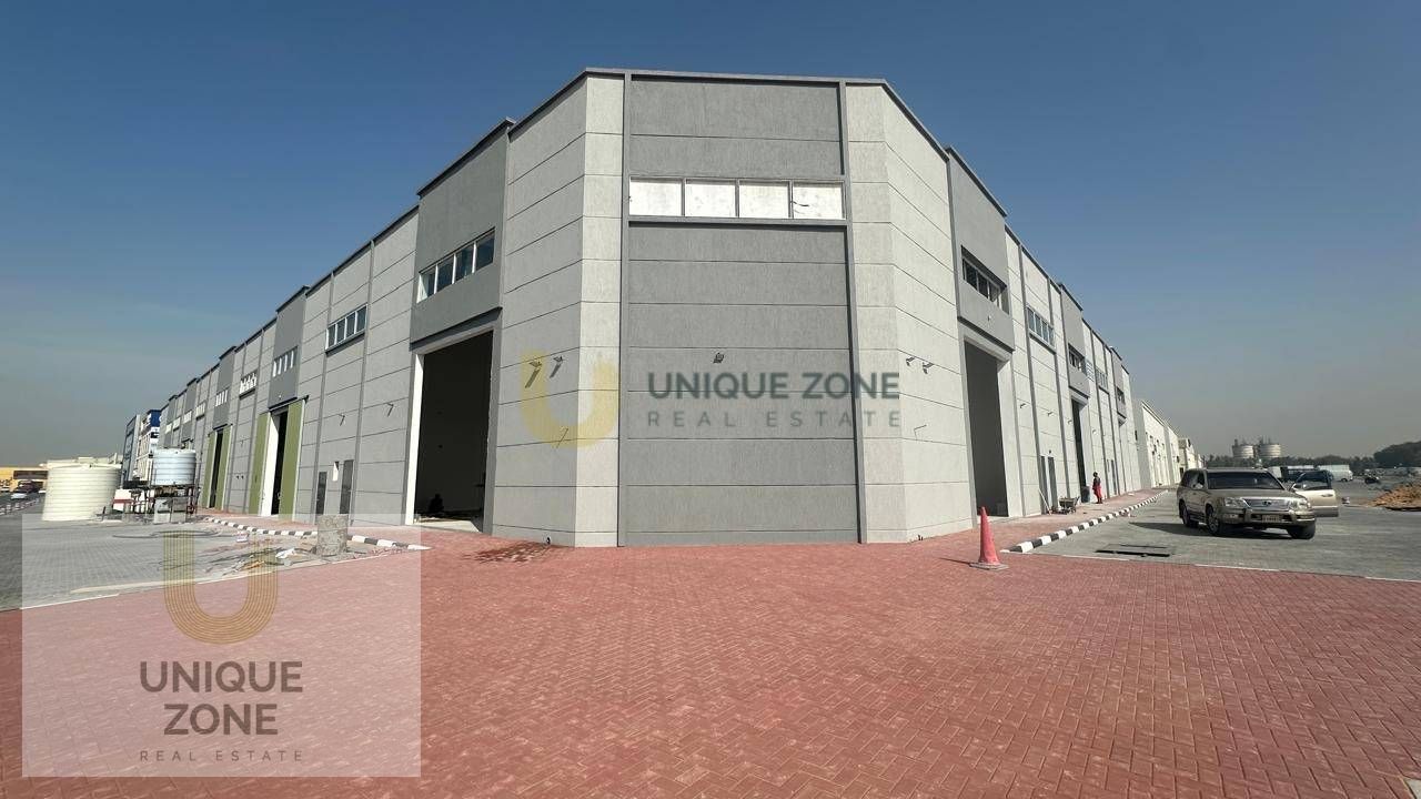 SPACIOUS AND BRAND NEW 4400 SQ FT SHOWROOM FRONT FACING FOR RENT || 60 KV || AL JURF INDUSTRIAL 1
