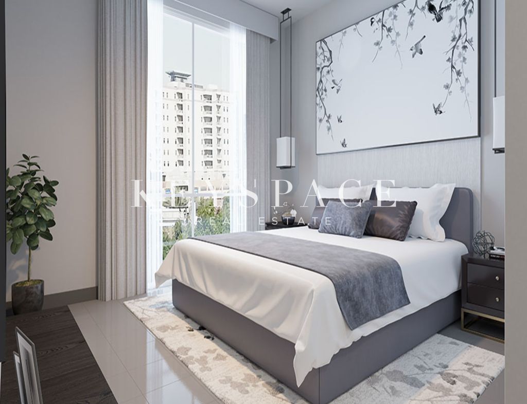 Chic Urban Residence | Prestigious Central Address