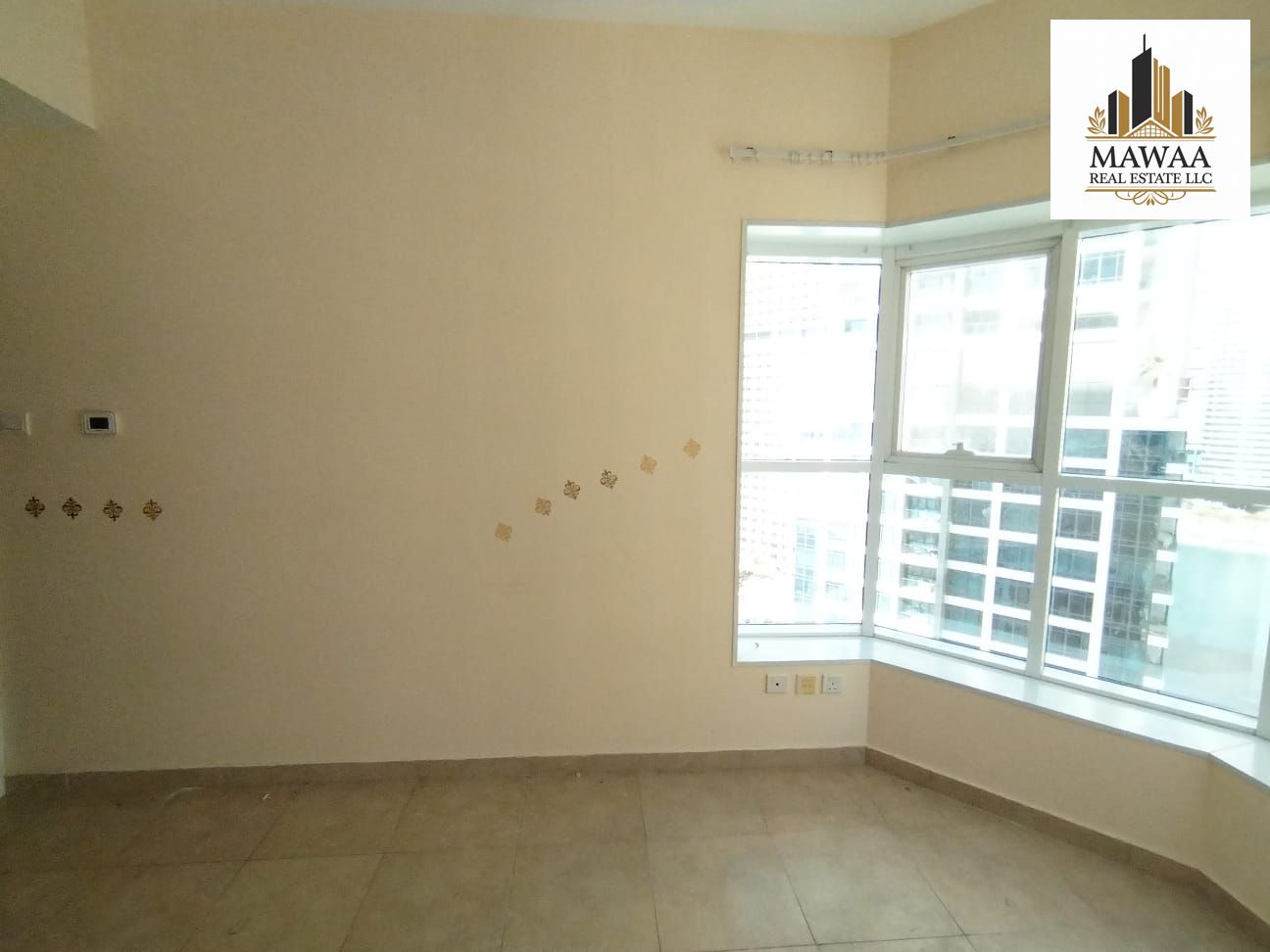 UNFURNISHED STUDIO | HOT OFFER | NEAR METRO | PRIME LOCATION