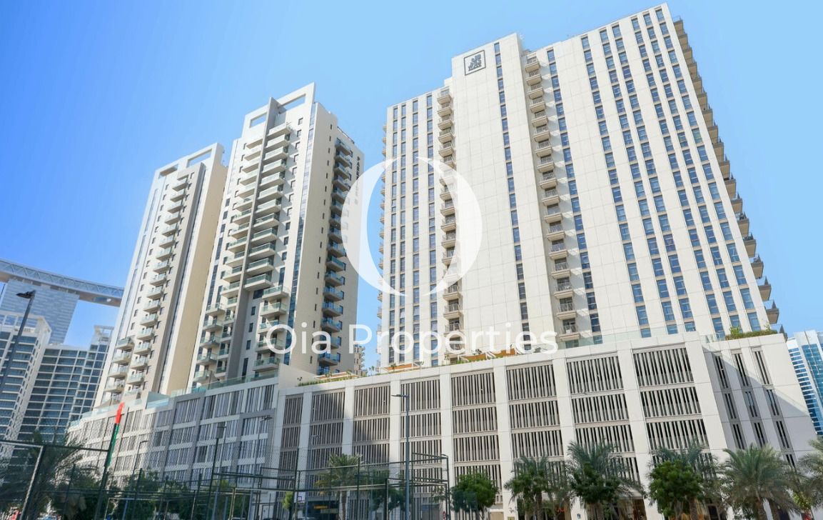 Luxury 3BR + Maids | Sea Views | Prime Location
