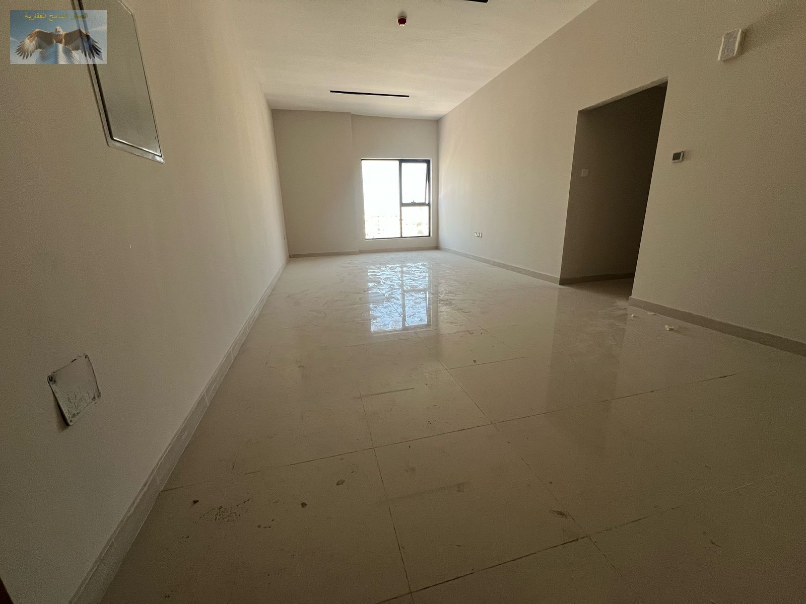 Two-bedroom apartment, second tenant, one month free, hotel-style entrance, security services, indoor gym, flexible payment, super deluxe finishes.