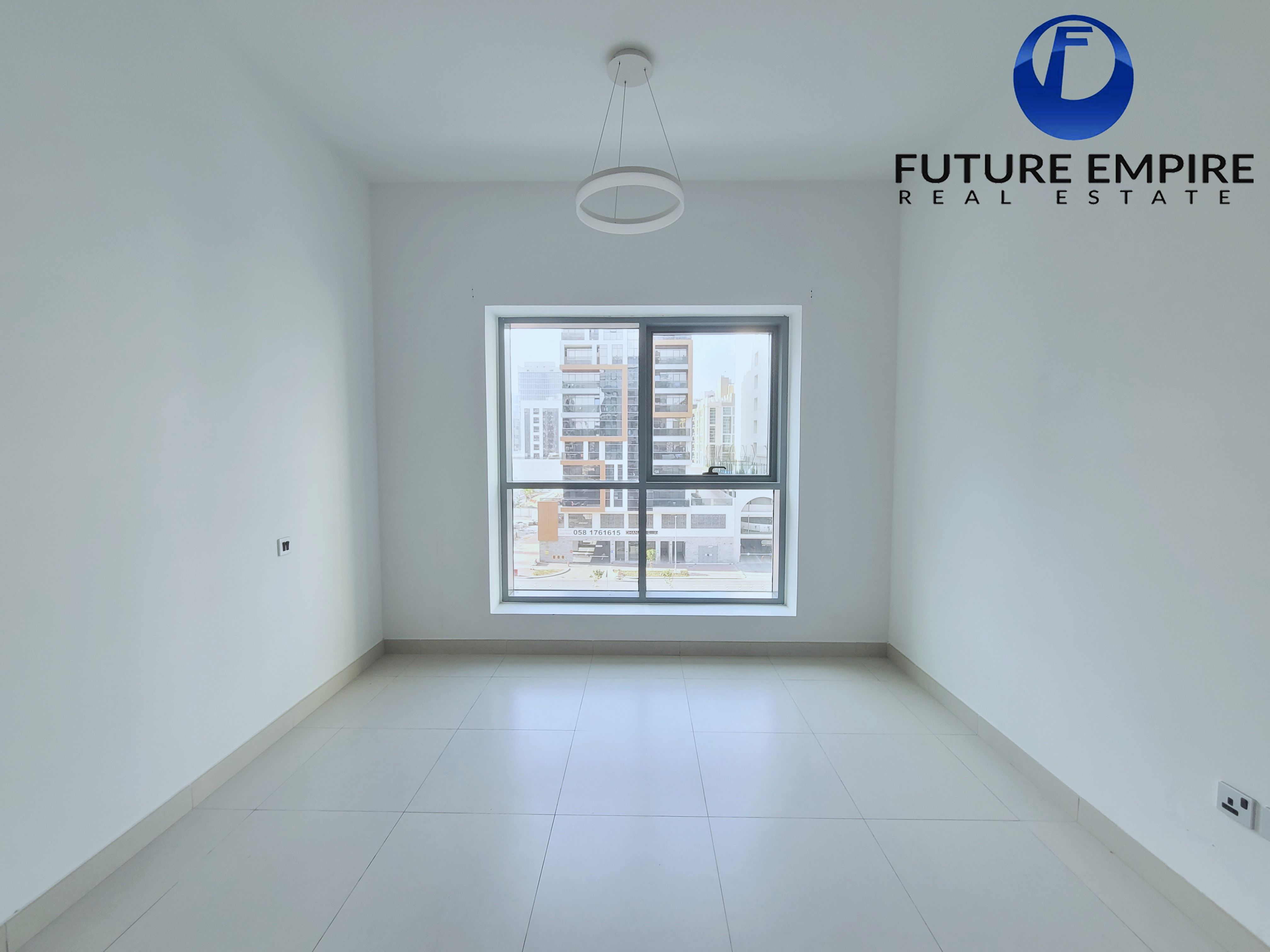 Spacious 2BHK | Lavish Unit | Ready to Move | Prime Location