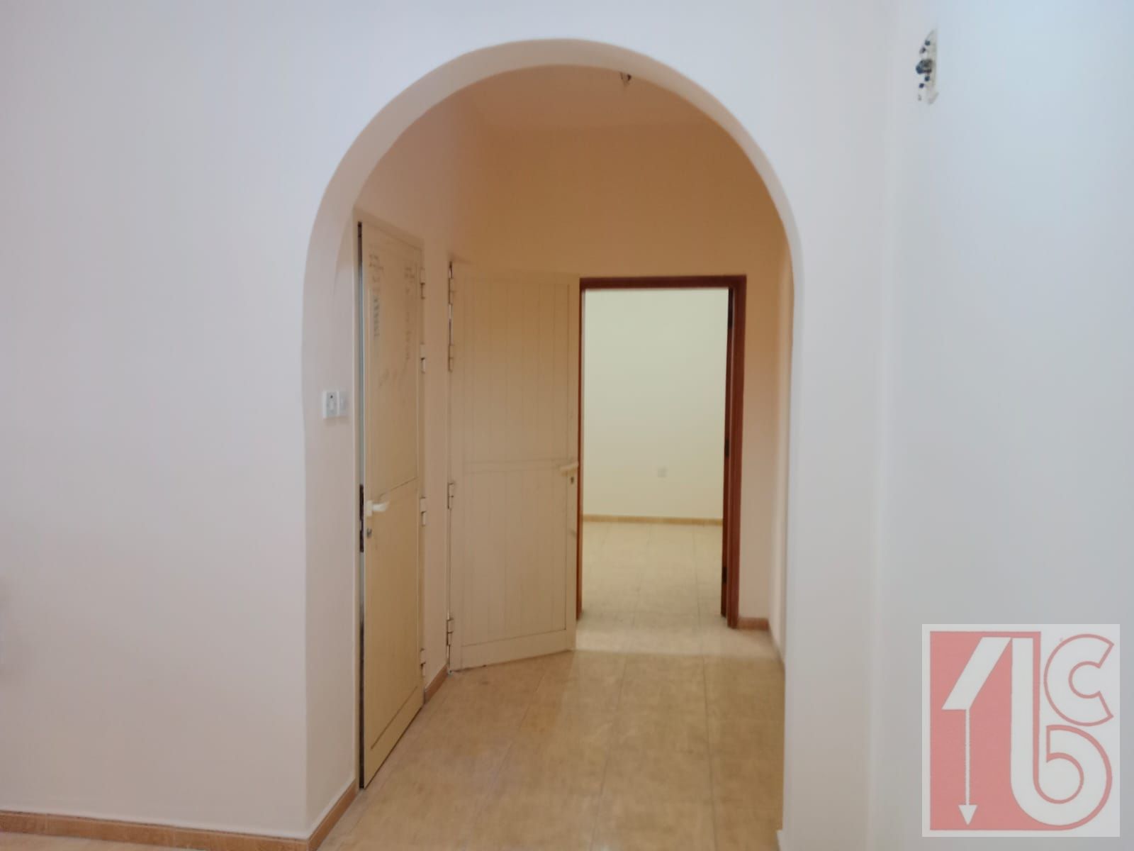 1 BHK Big Flat for Bachelors