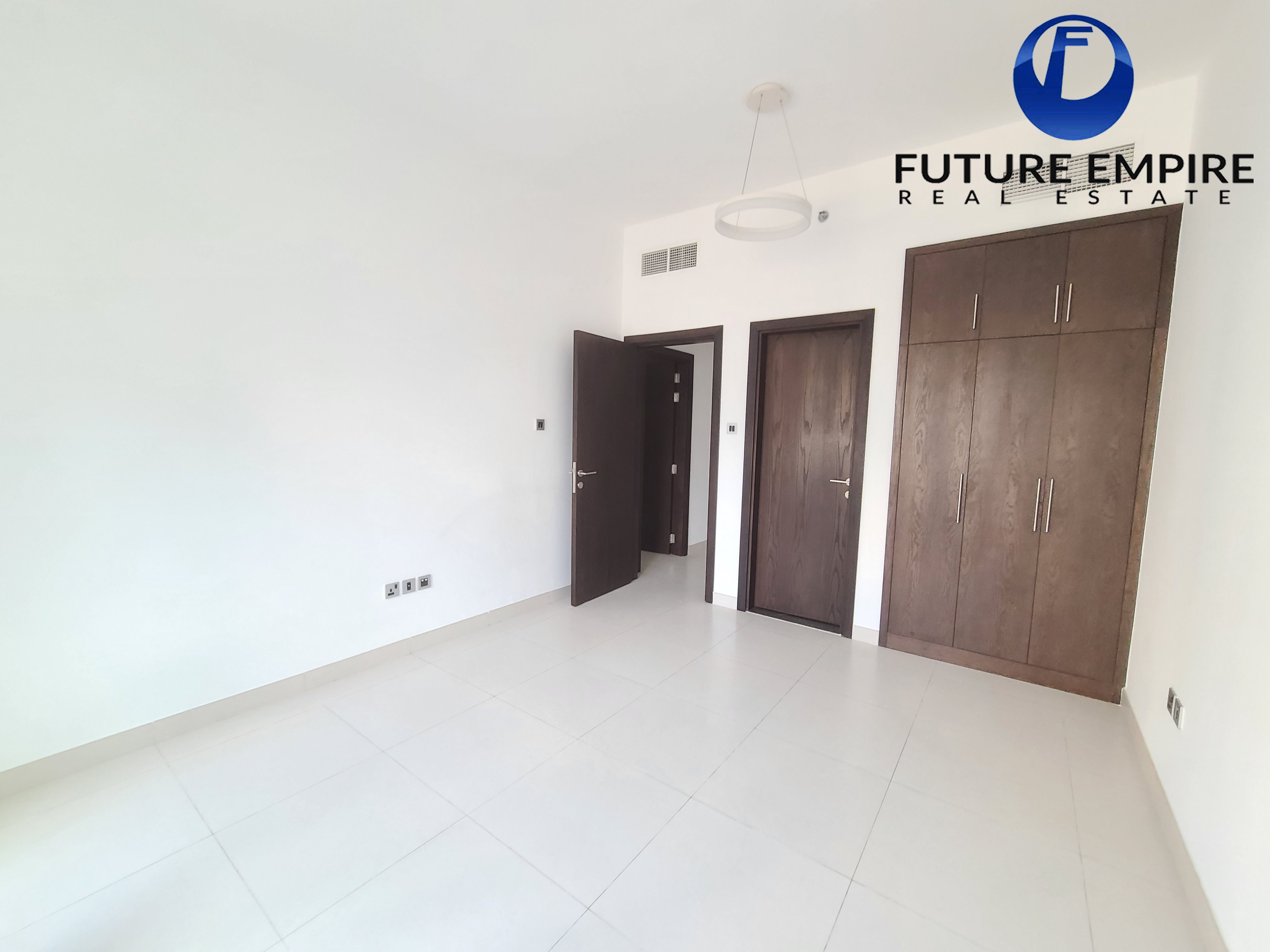 Lavish Unit | Ready to Move | Spacious 2BHK | Prime Location