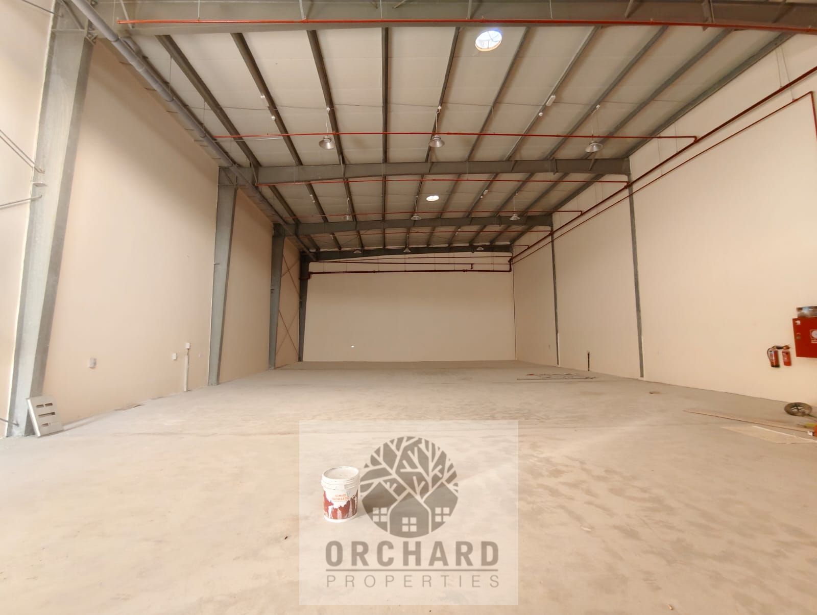 BRAND NEW warehouse / 52 KILLOWAT ELECTRICITY