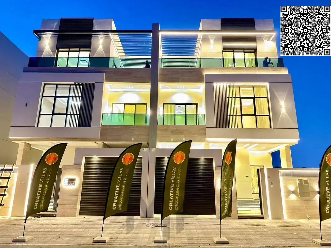 Semi-detached villas for sale in Al-Talla with a sophisticated modern design, furnished, spacious areas, private elevator and distinctive rooftop, dir