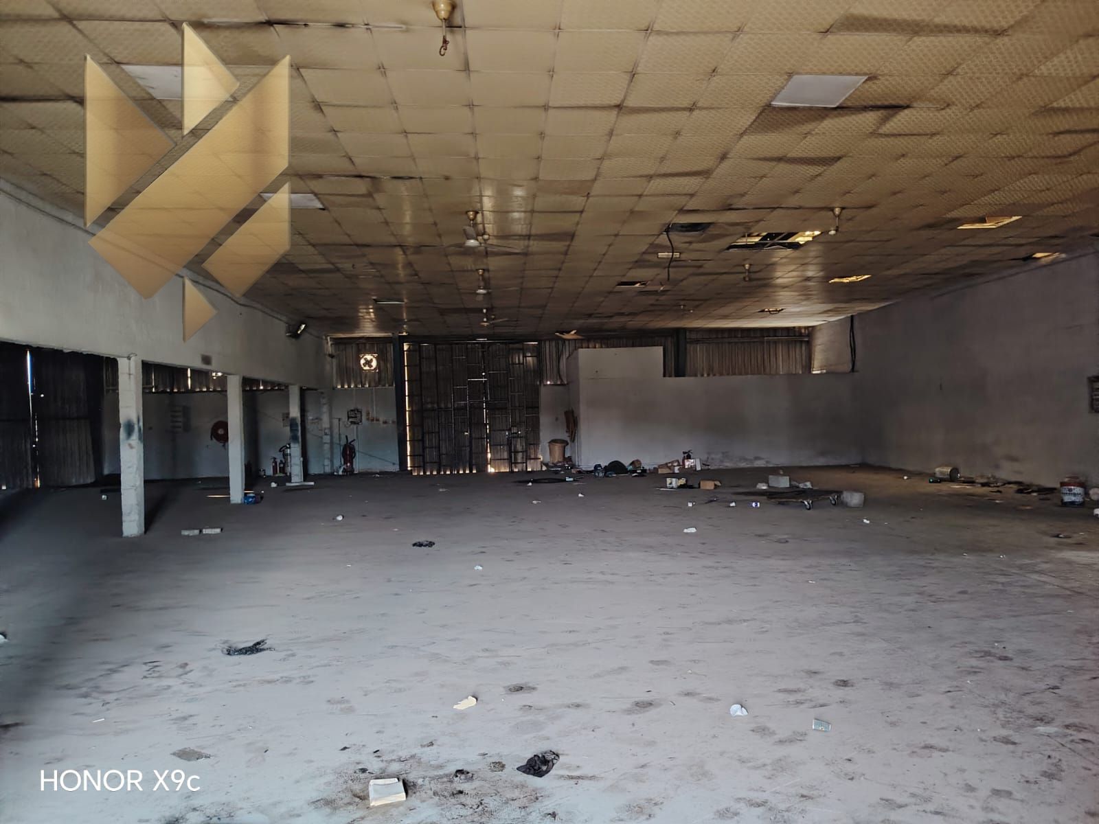 Annual Rent – Warehouse in Industrial Area 10 – Sharjah. Excellent opportunity. Area: 20,000 sq ft