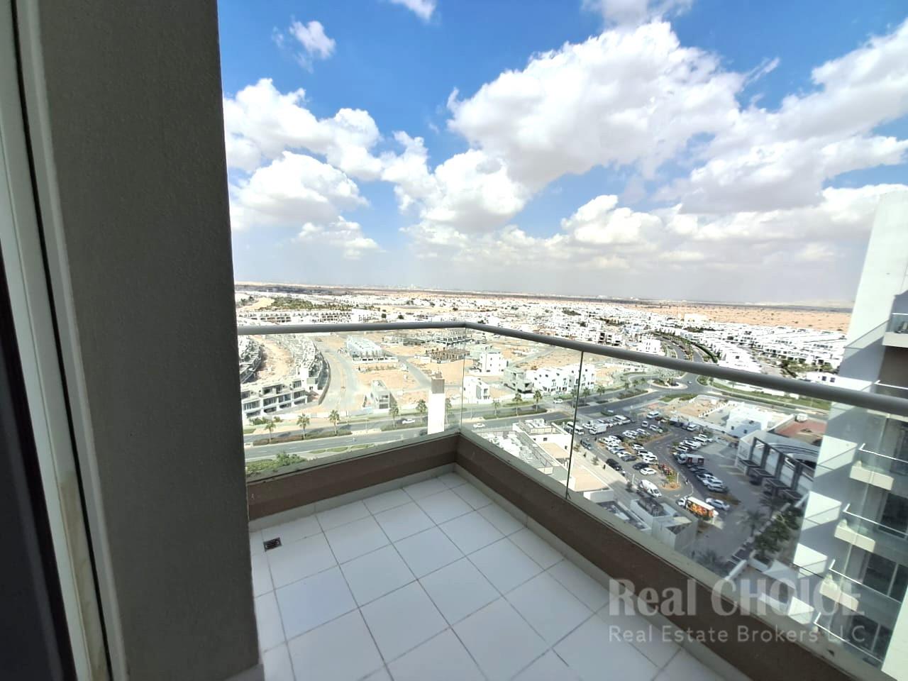 Fully Furnished I Park View I Well maintained
