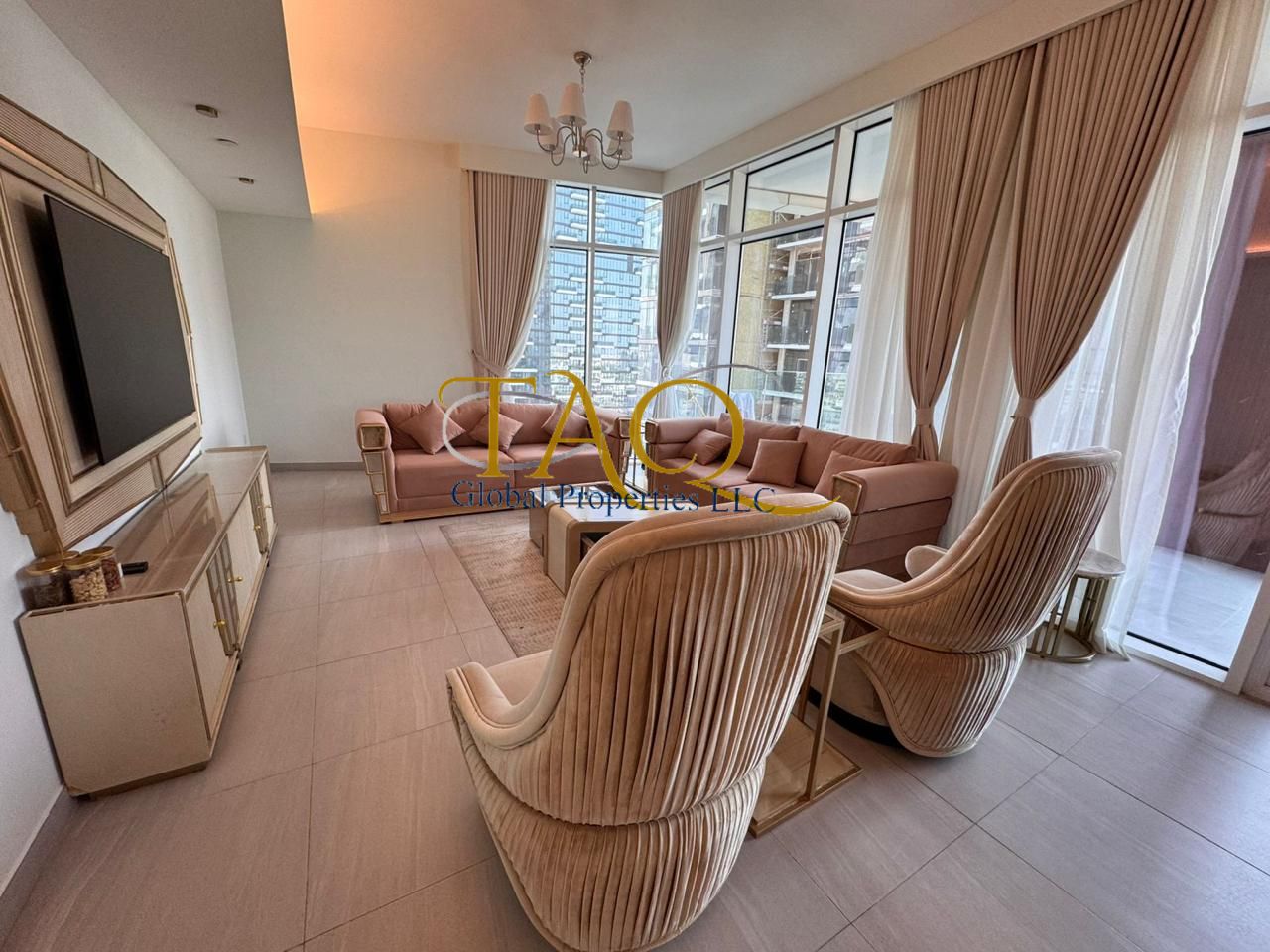 Spacious 2BR + 3 Bath | Prime Location | Park & Skyline Views