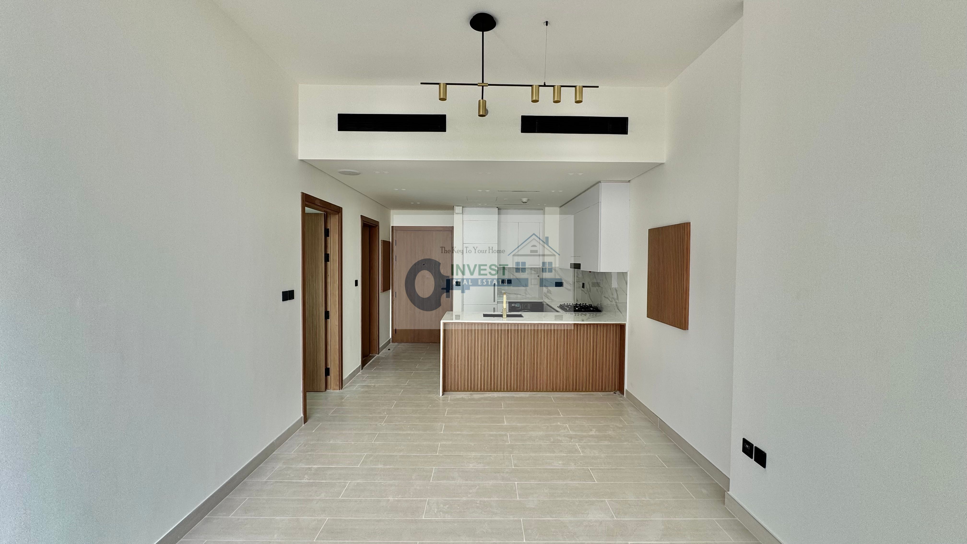 Elegant 1 BR | Prime Location | Ready To Move
