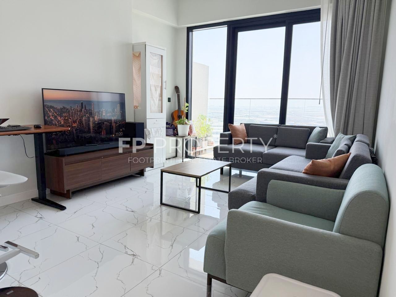 Close to Metro | Fully Furnished I Pool View