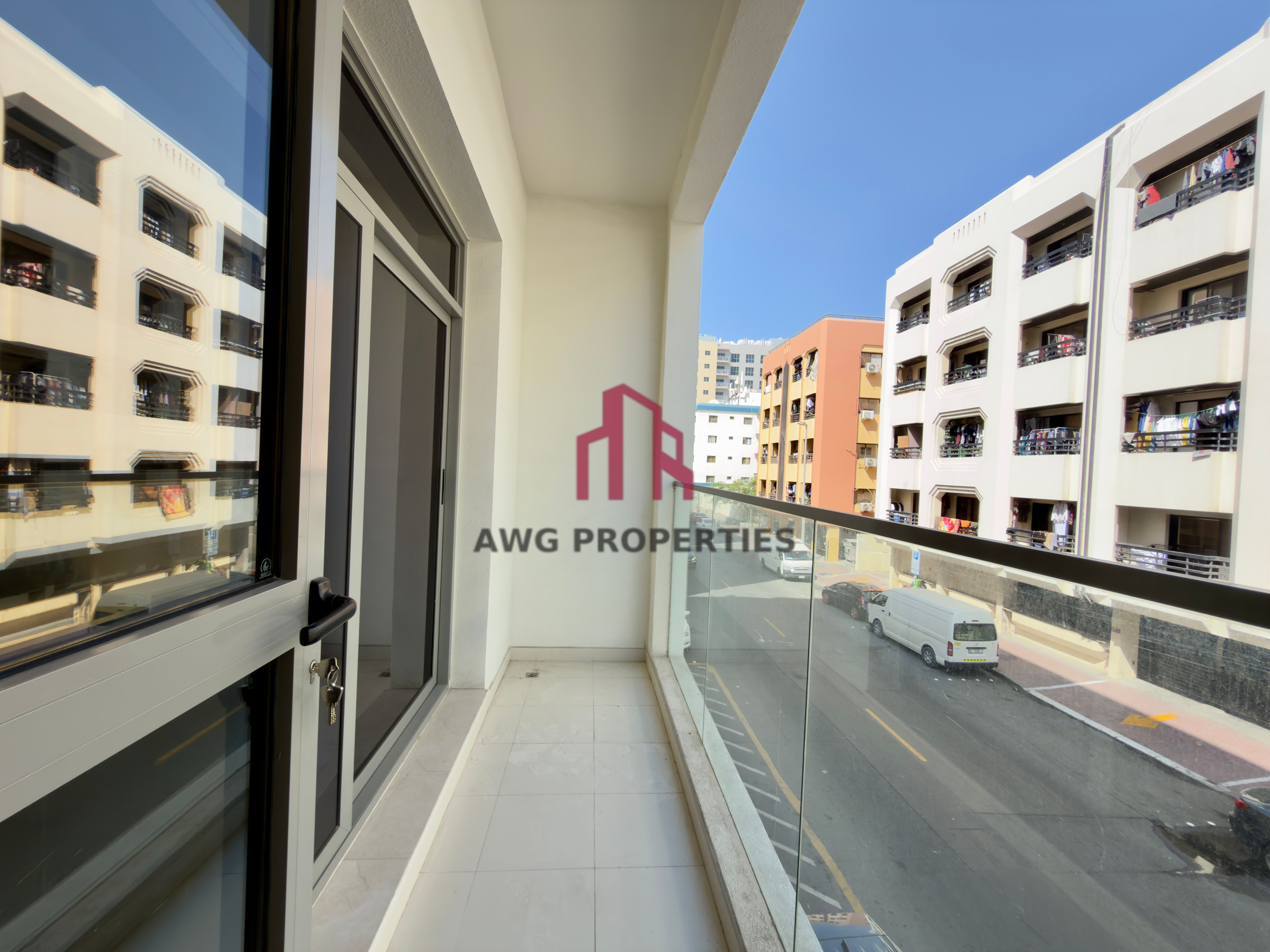 Closed to metro and mall | family only | balconies