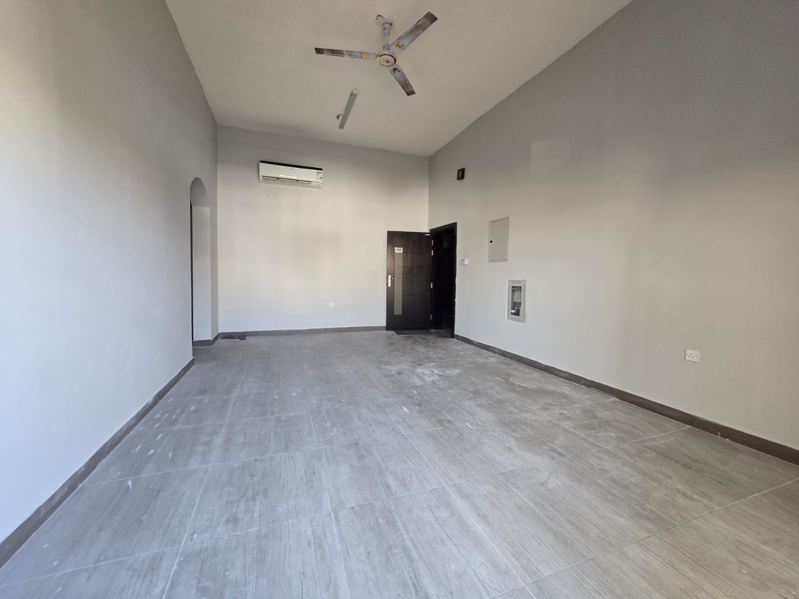 A unique opportunity for family living in Al Muwaihat area, Ajman. A two-bedroom apartment with a practical layout and comfortable spaces, suitable fo