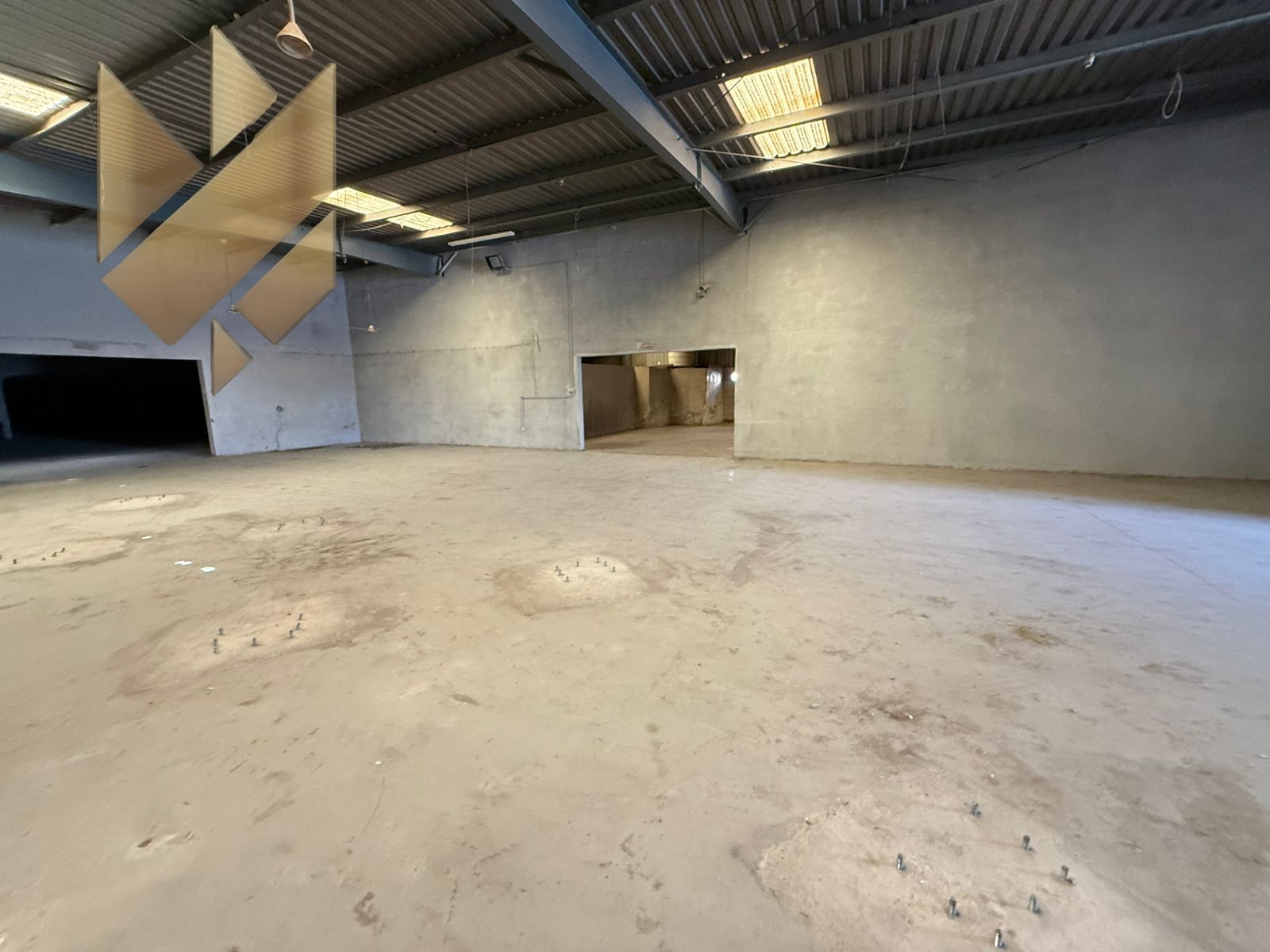 Large warehouse in Industrial Area 10 on a main road, 20,000 sqft with 110kW power, priced at 900,000 on 4 payments, with a strong cash offer and cheq
