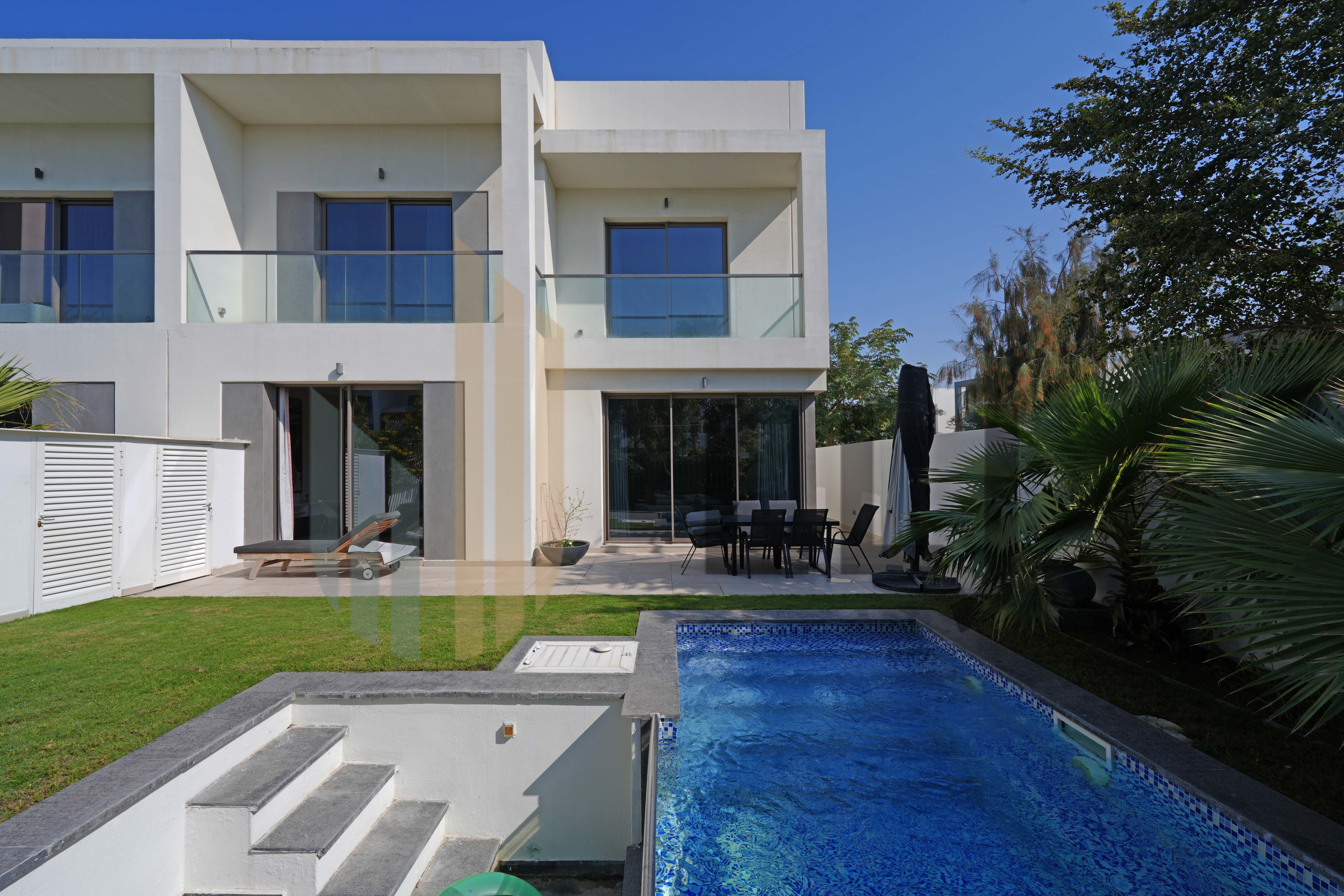 Furnished Townhouse | Corner Unit w/ Private Pool
