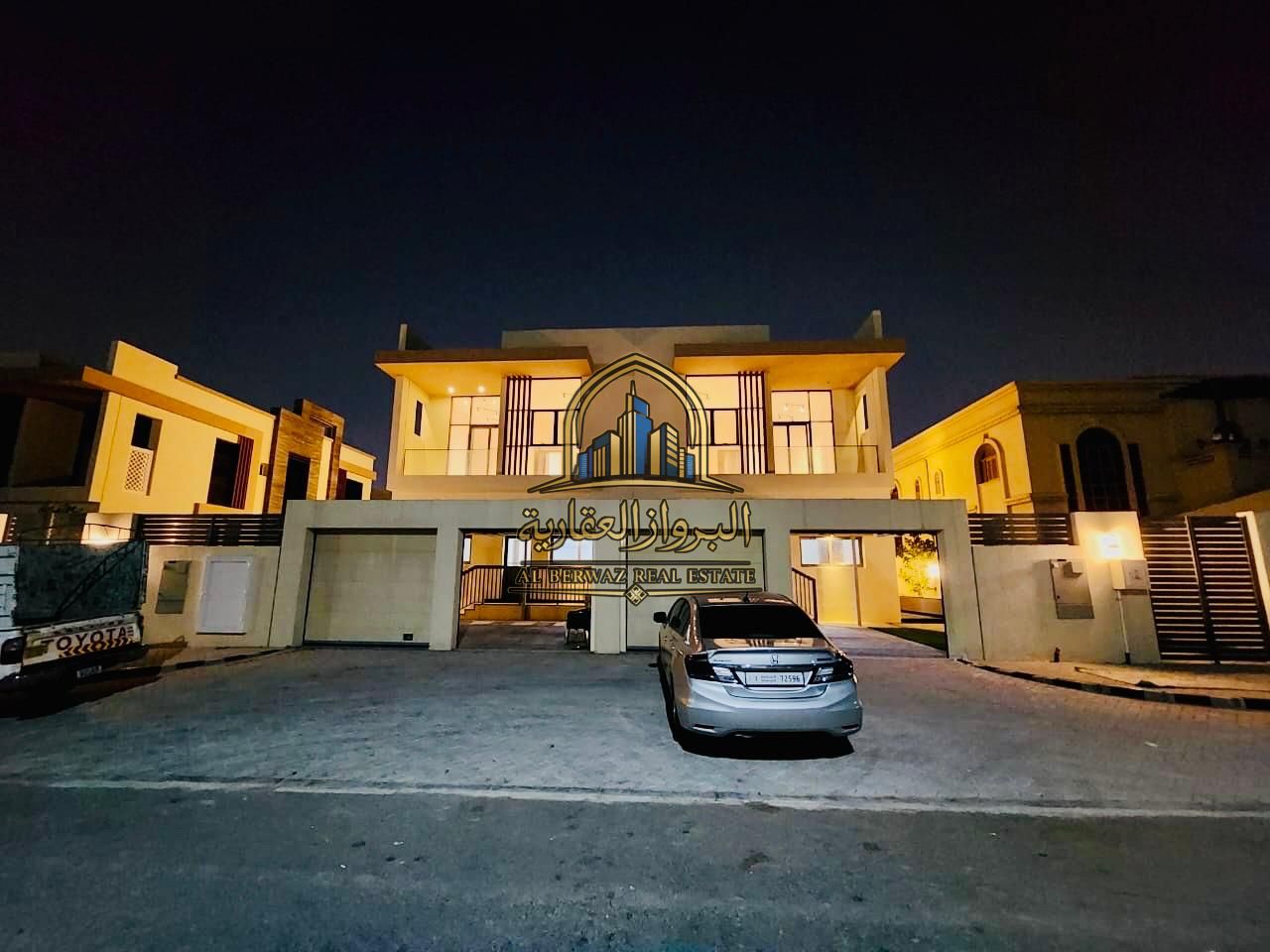 Brand New Amazing Interior Design 5BHK Villa for Rent 165k