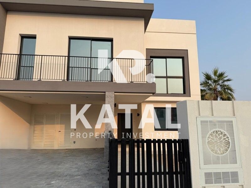 Single Row | End Unit | 4BR+Maid | Near Golf