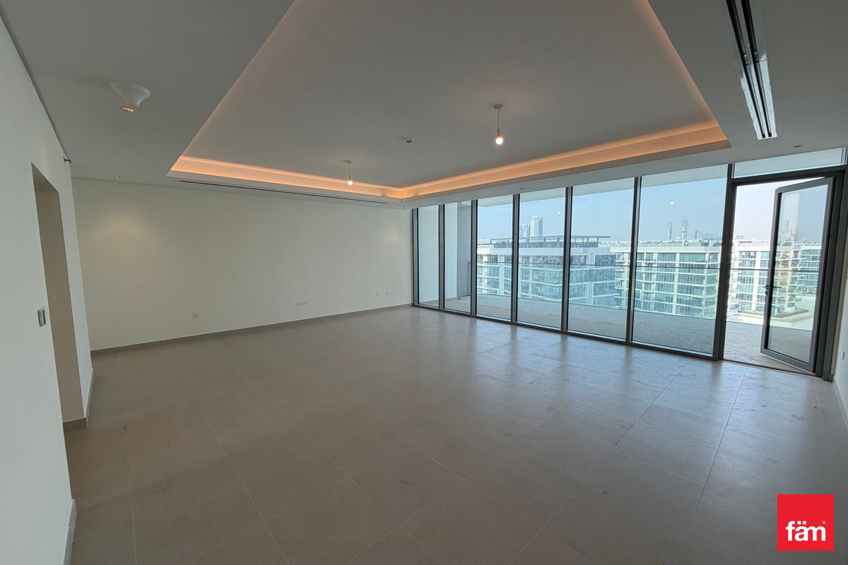 Lagoon View | Mid Floor | 4 Beds + Maid