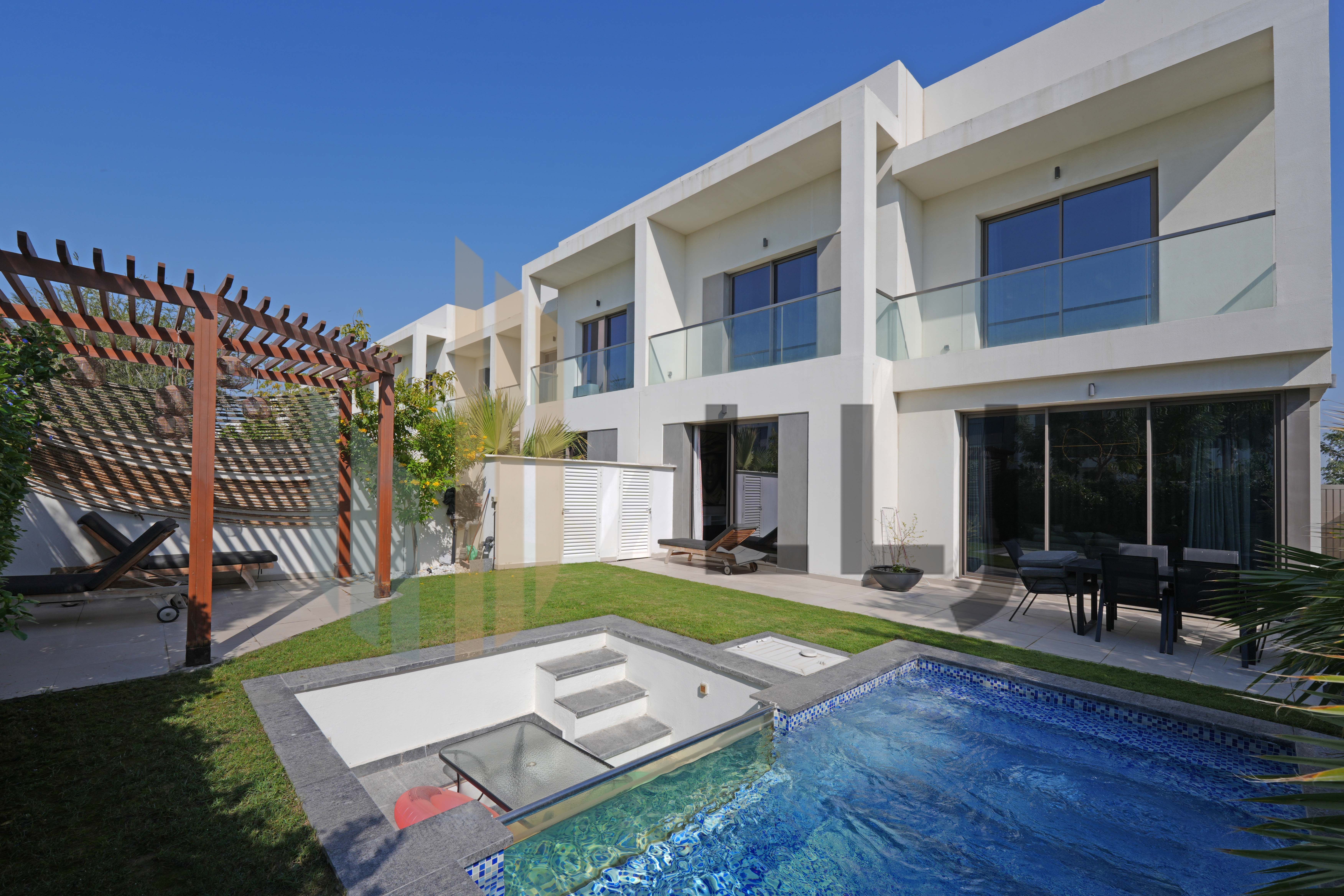 Prime | Corner Unit - Private Pool - w/ Maids Room