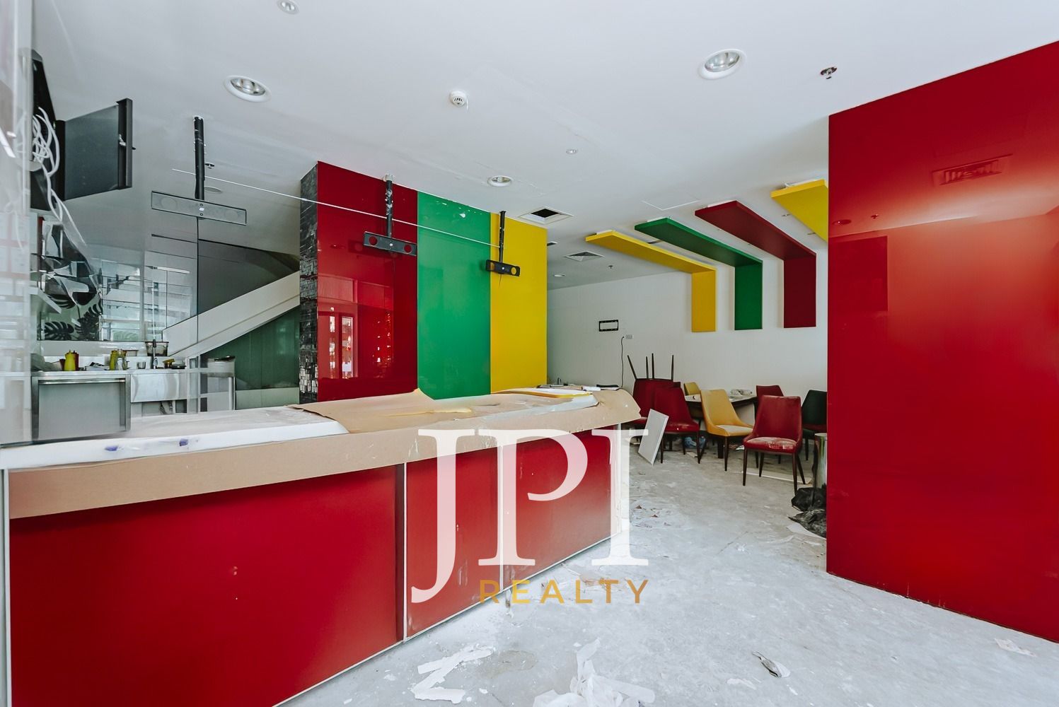 Fully Fitted | Vacant | Marina View